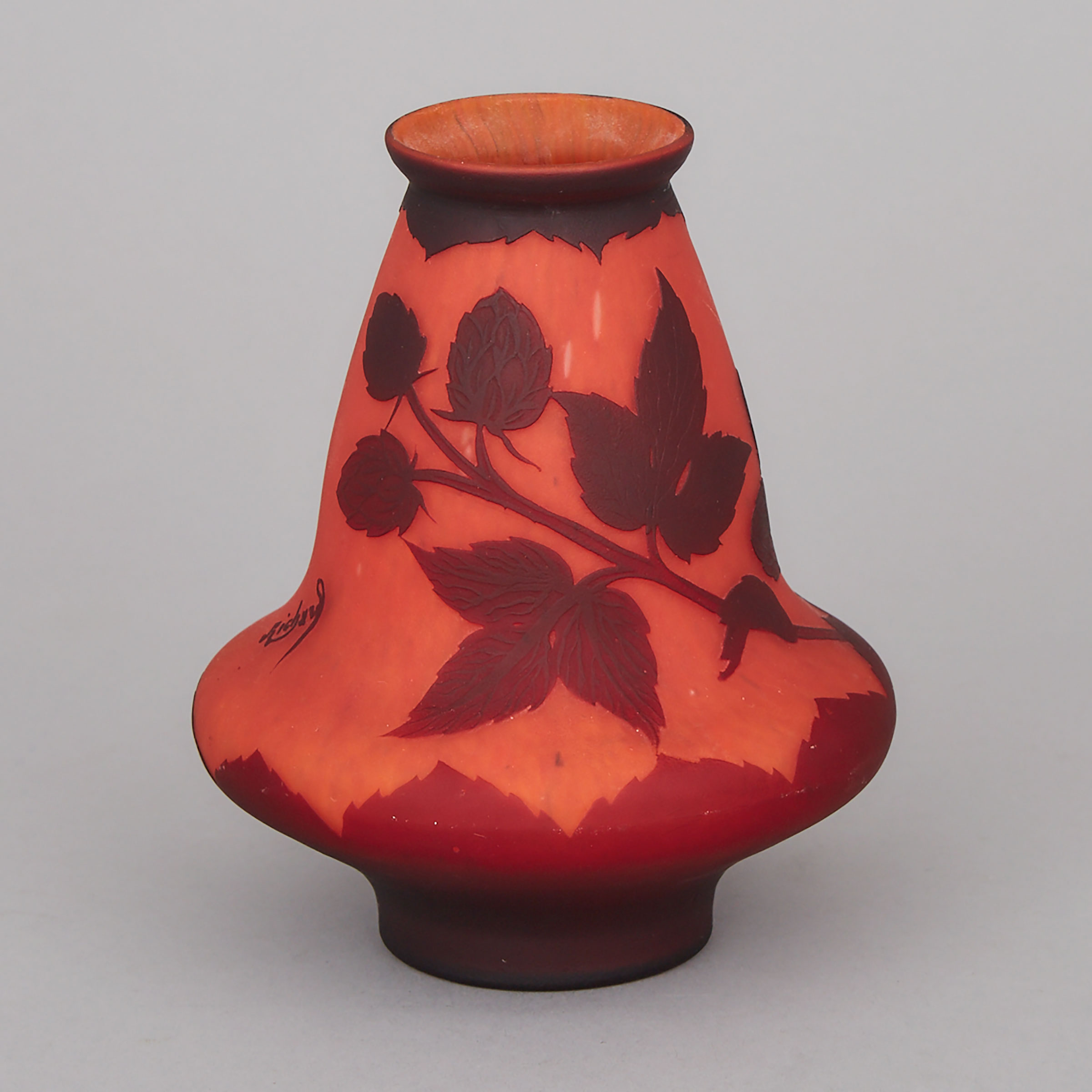 Richard Cameo Glass Vase, early 20th century