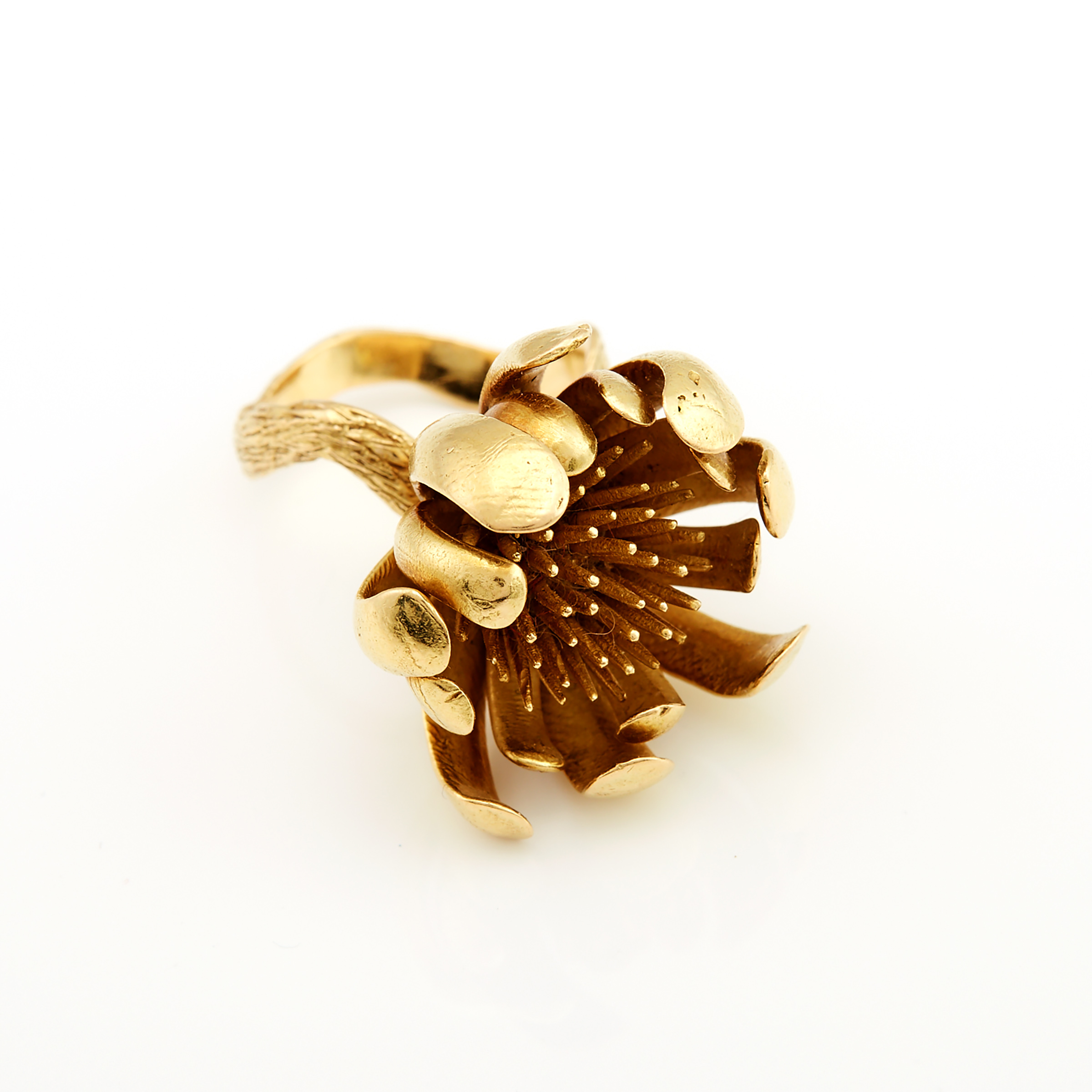 Unusual 18k Yellow Gold Sculpted Ring
