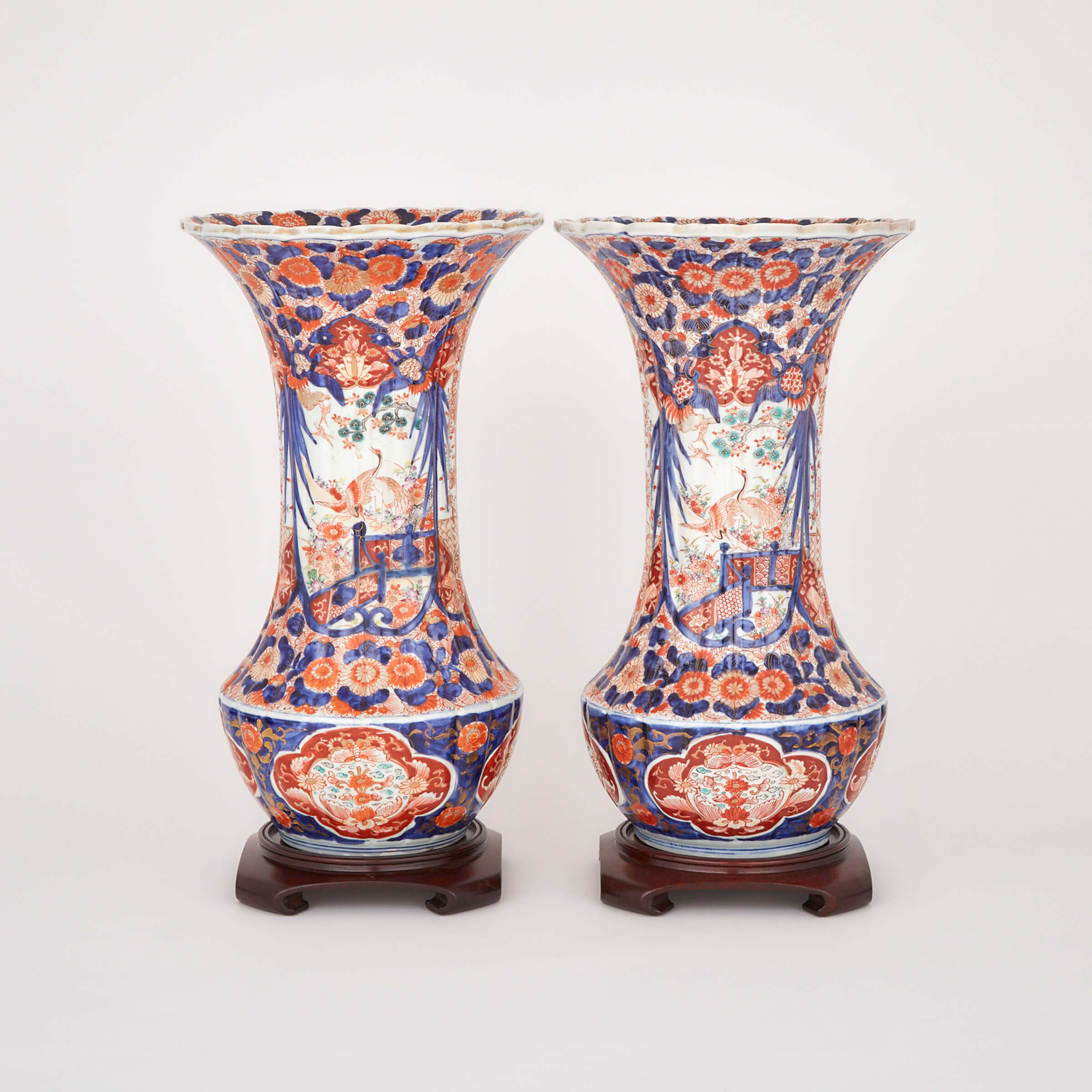 A Pair of Large Imari Vases, Late 19th/Early 20th century 