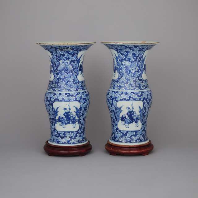 A Pair of Blue and White Beaker Vases, 19th Century