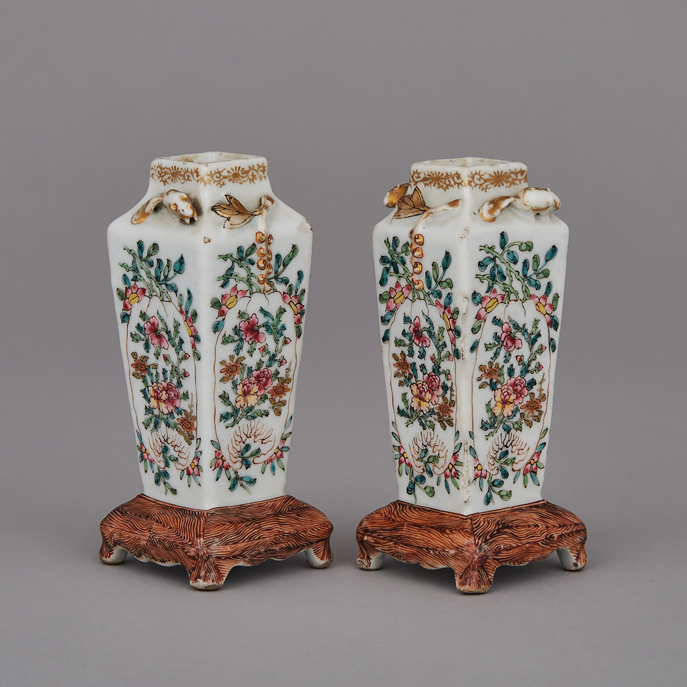 A Pair of Miniature Porcelain Vases with ‘Faux Bois’ Bases, Early 18th Century