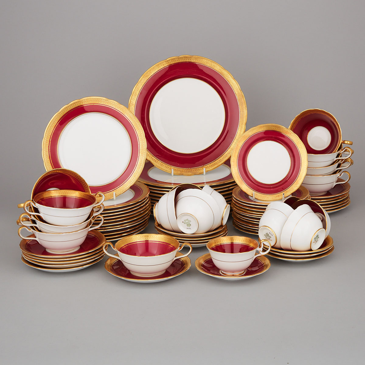 Aynsley Assembled Red and Gilt ‘Kingsmere’ and 'Berkeley' Pattern Service, 20th century