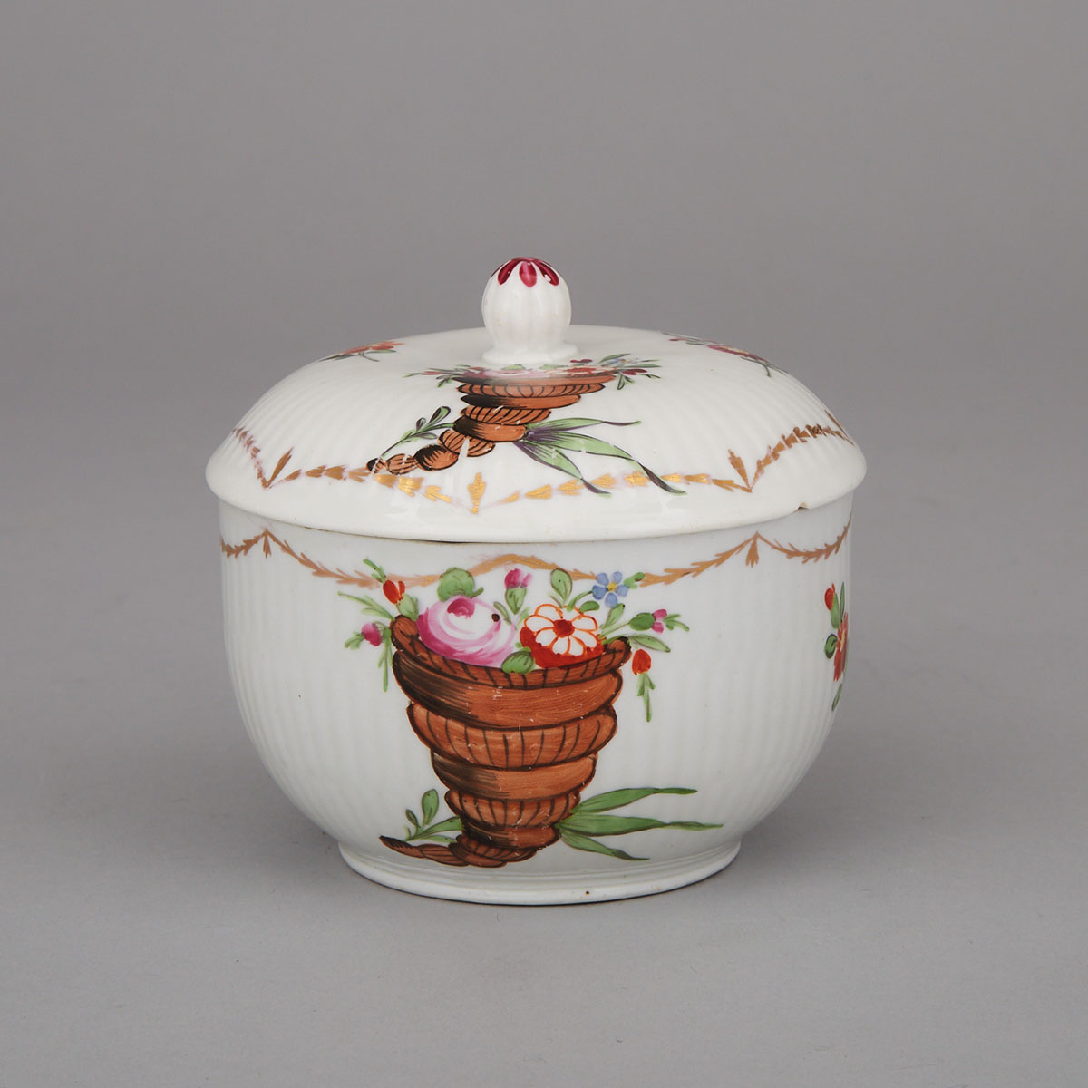 Wallendorf Covered Sugar Bowl, late 18th century