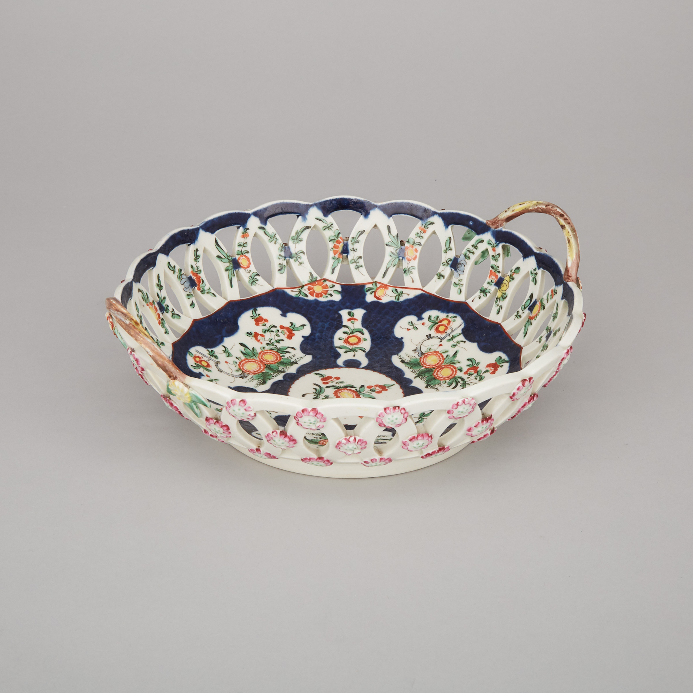 Worcester Blue Scale Ground Circular Two-Handled Basket, c.1770