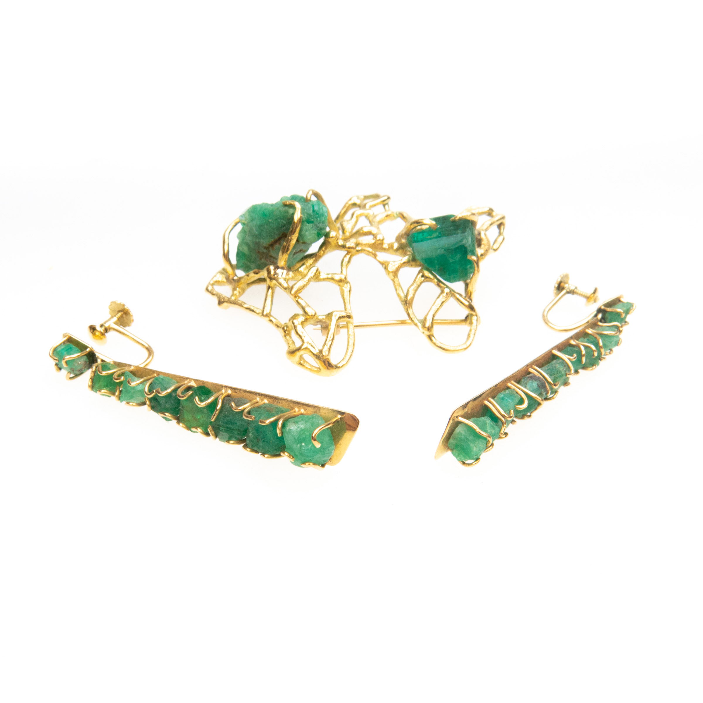 18K Yellow Gold Brooch And Screw Back Earrings