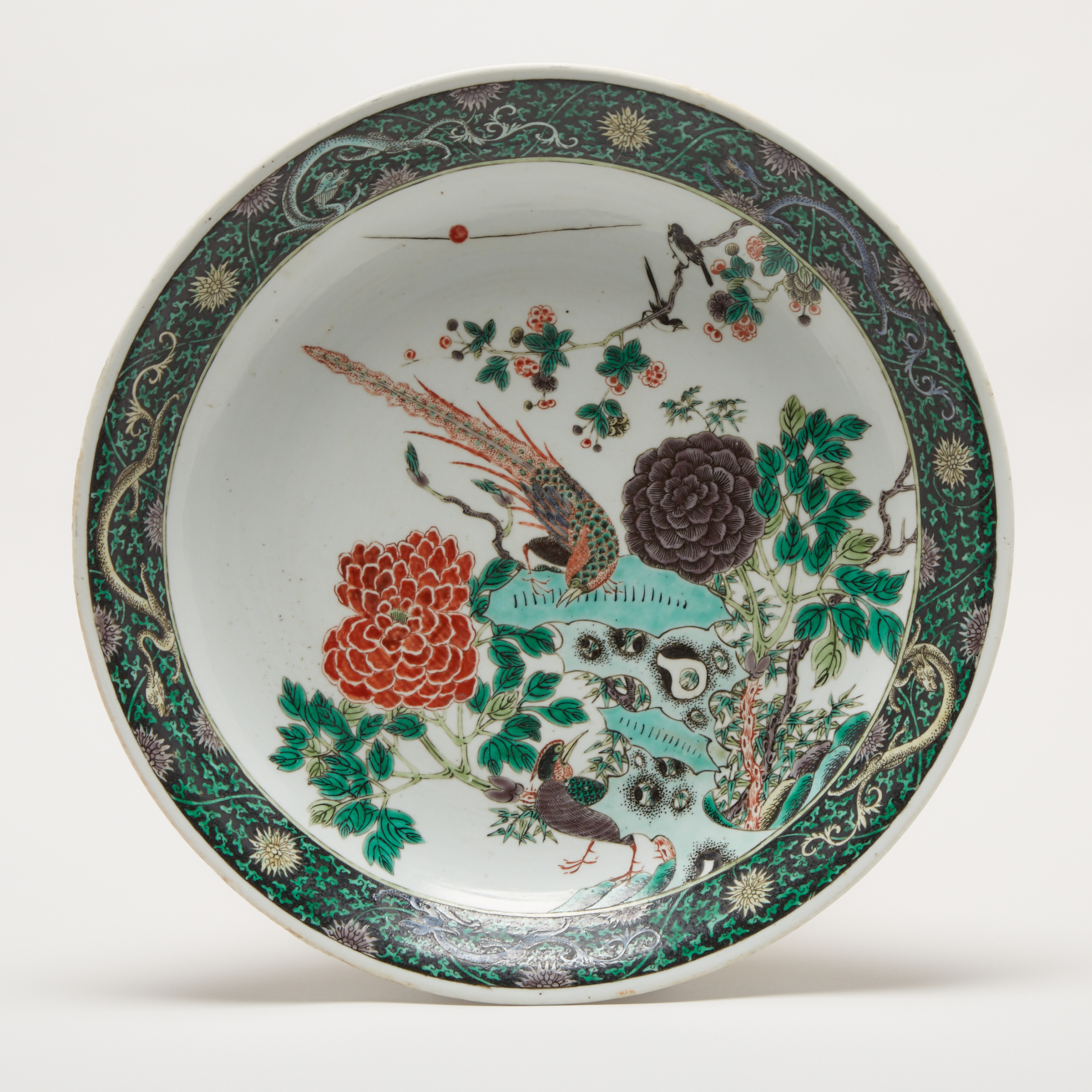 A Large Famille Verte Dish with Birds, Kangxi Period (1664-1722)