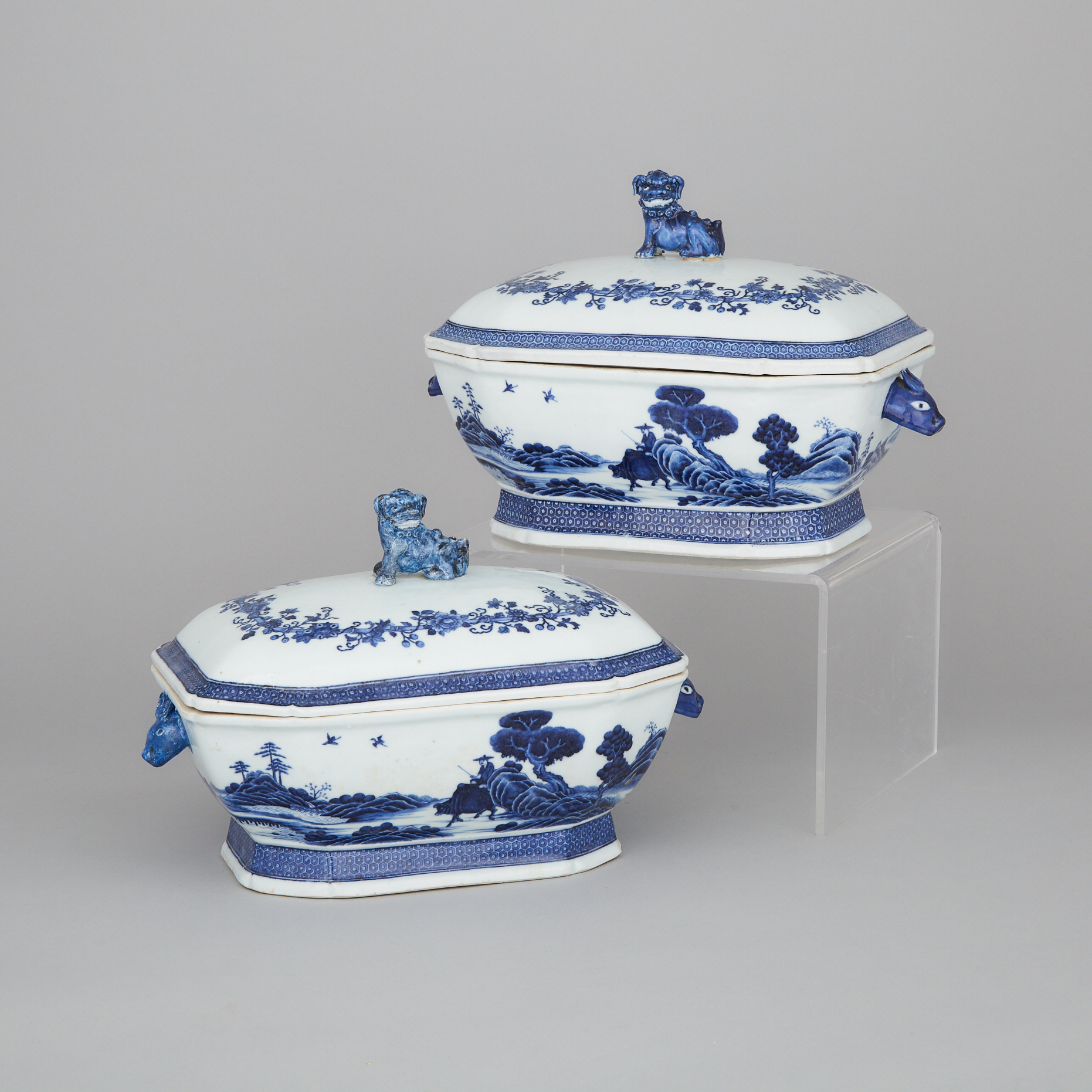A Pair of of Blue and White Export Tureens, 19th Century