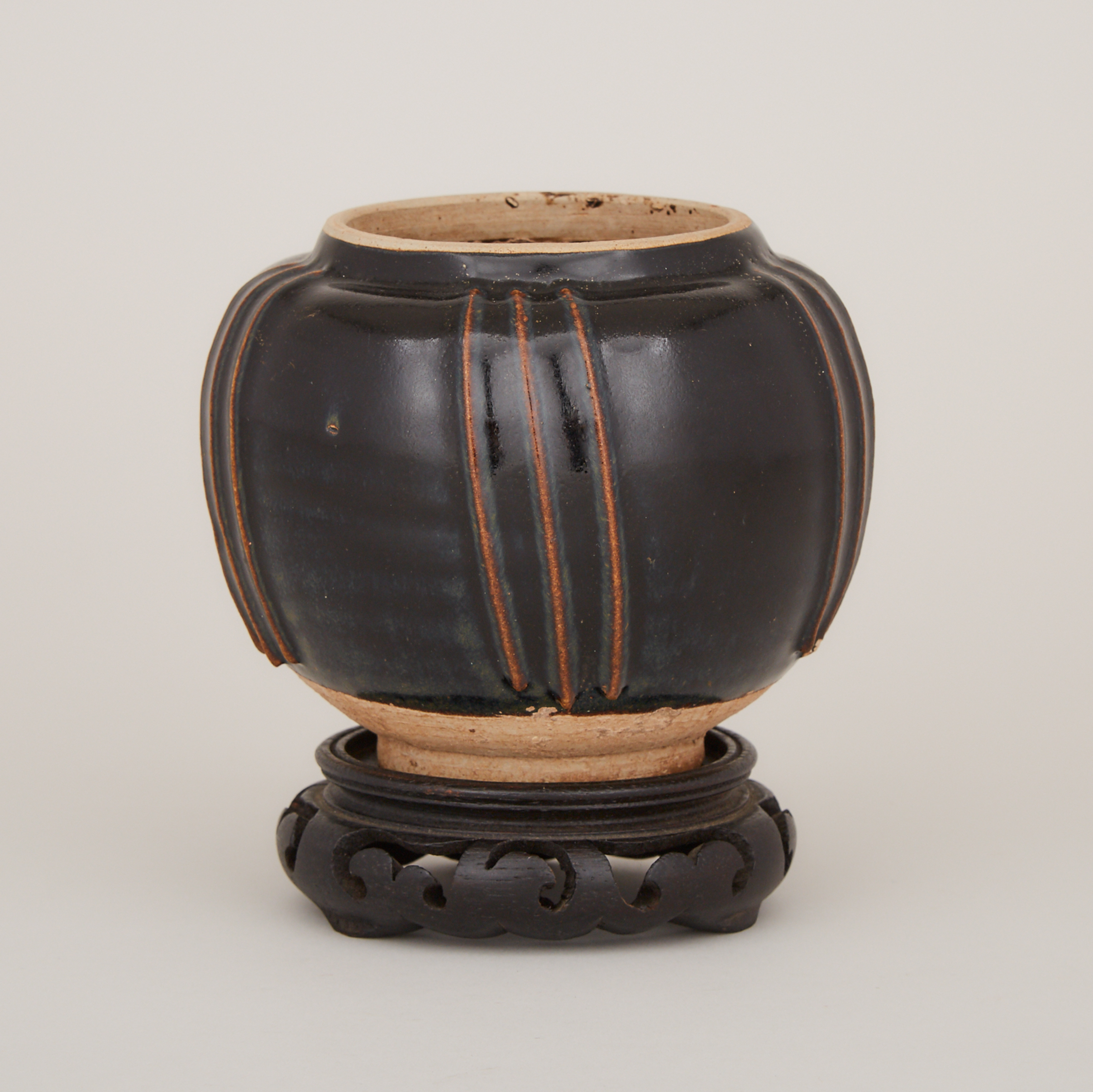 A Henan Black-Glazed Ribbed Jar, Song Dynasty