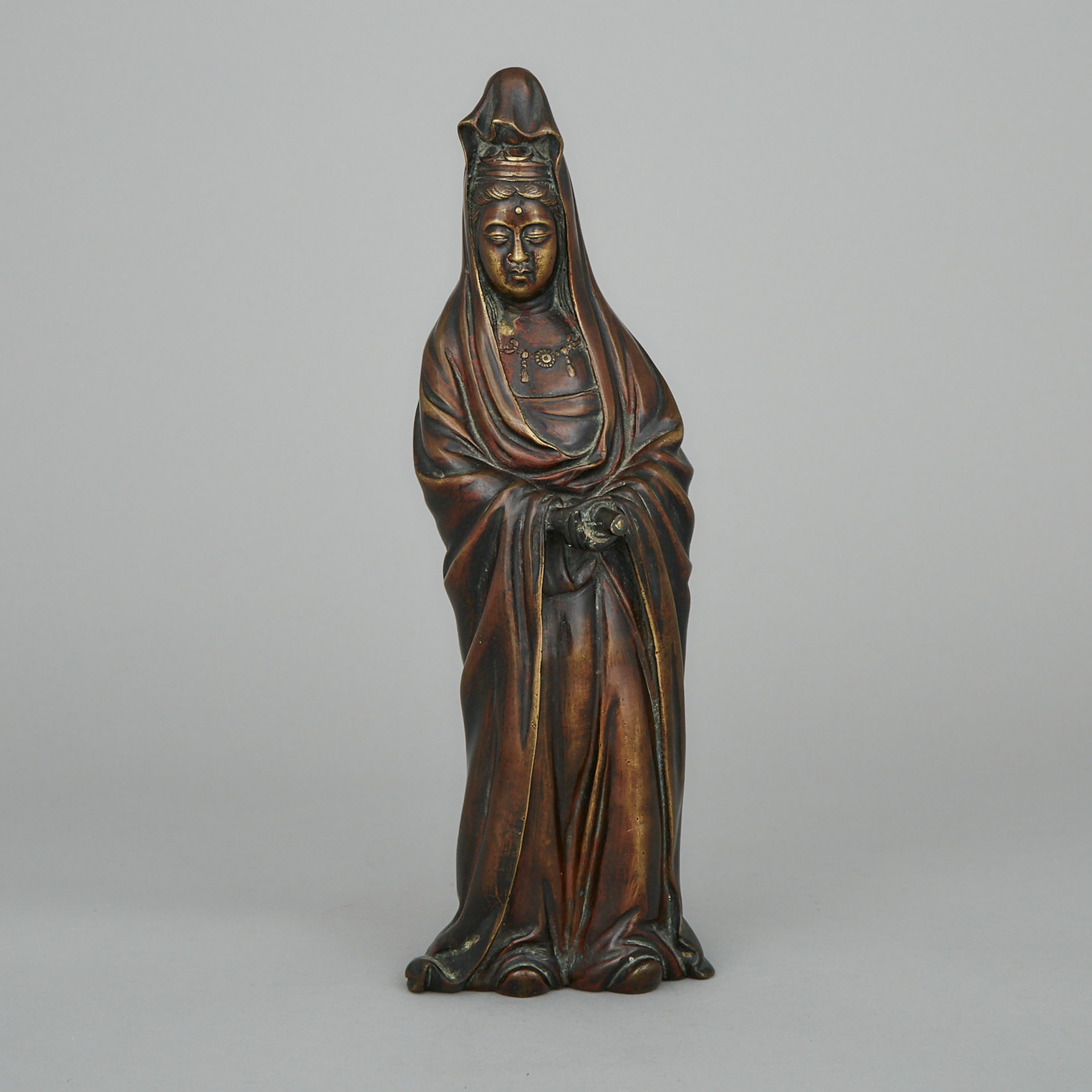 Chinese Patinated Bronze Figure of Guanyin, early-mid 20th century
