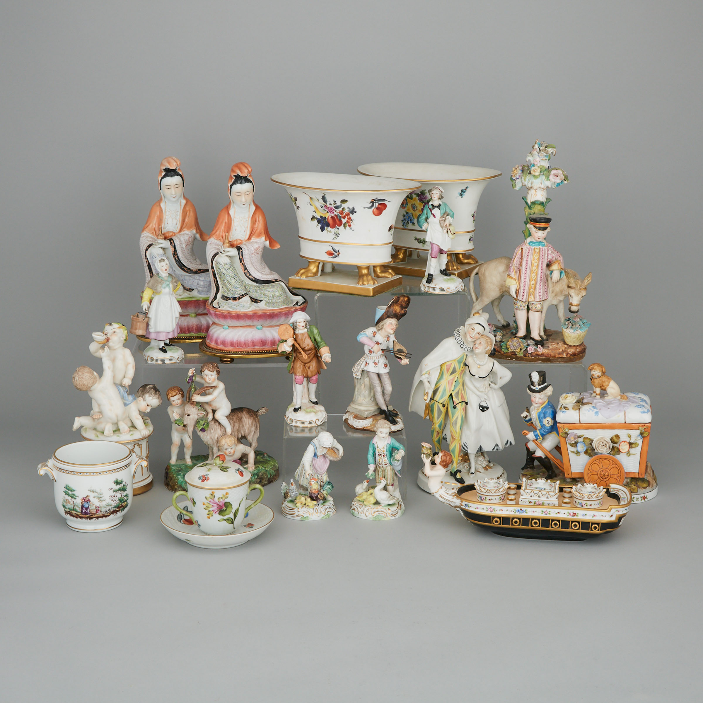 Group of Continental and Asian Ceramics, late 19th/20th century