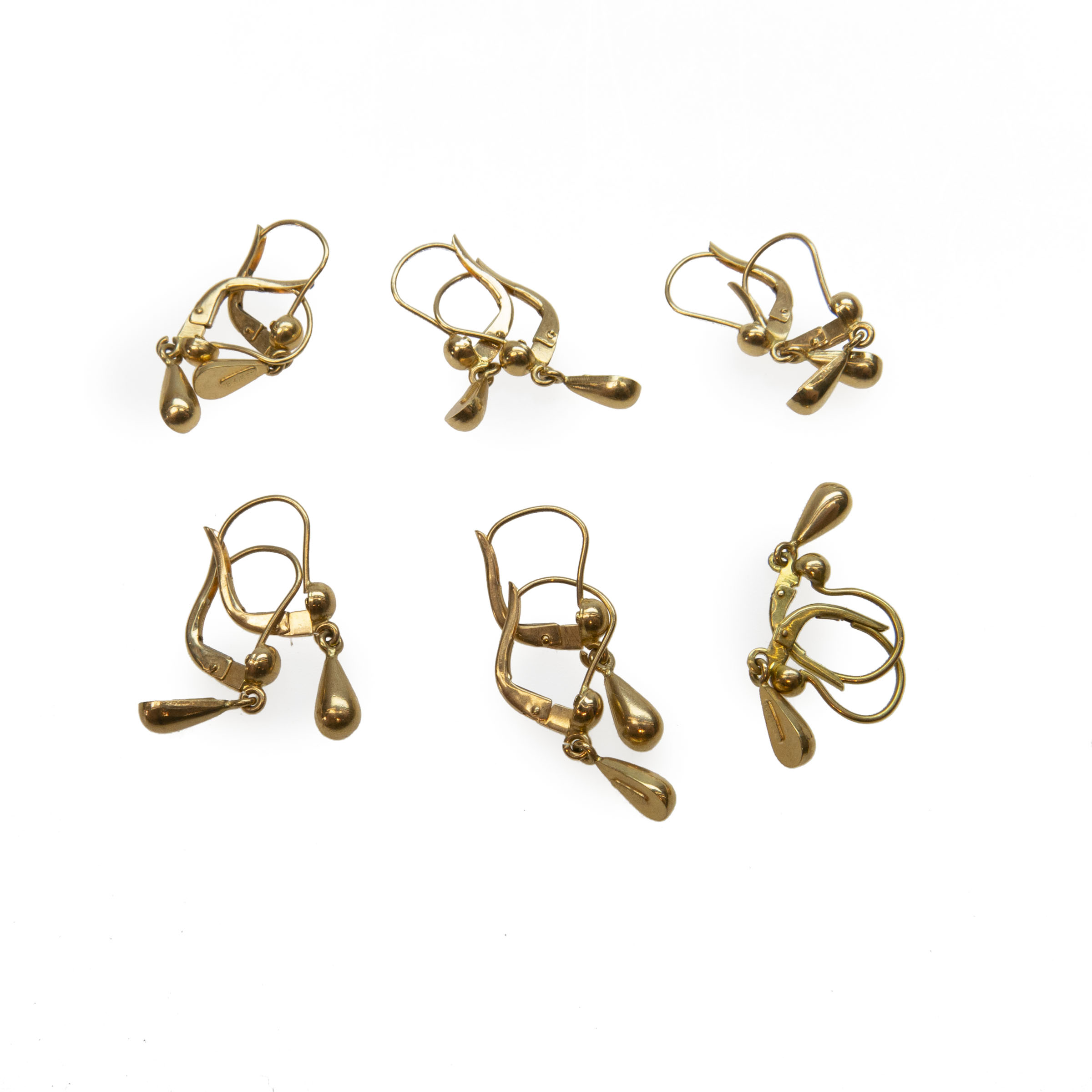 6 X Pairs Of 18K Yellow Gold Drop Earrings