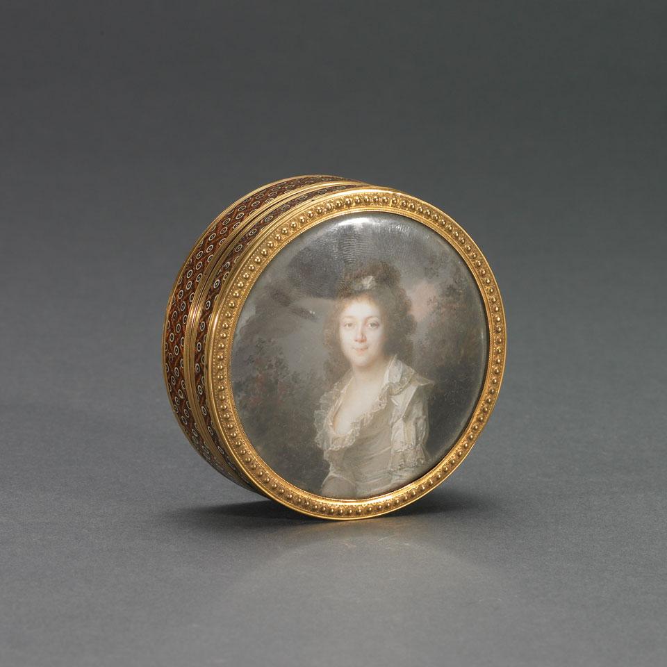 French  Gold Mounted Lacquered Tortoiseshell Gold Piqué Circular Box with Miniature Portrait, late 18th century