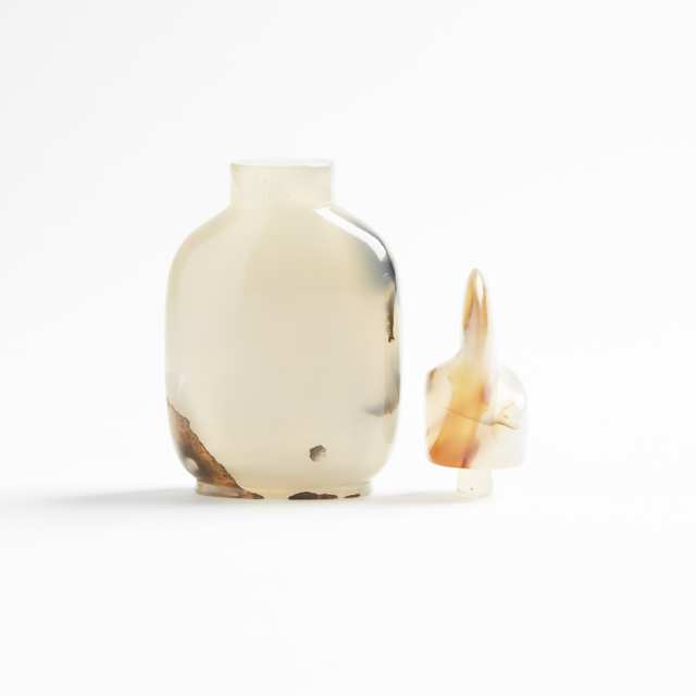 A Shadow Agate Carved Snuff Bottle