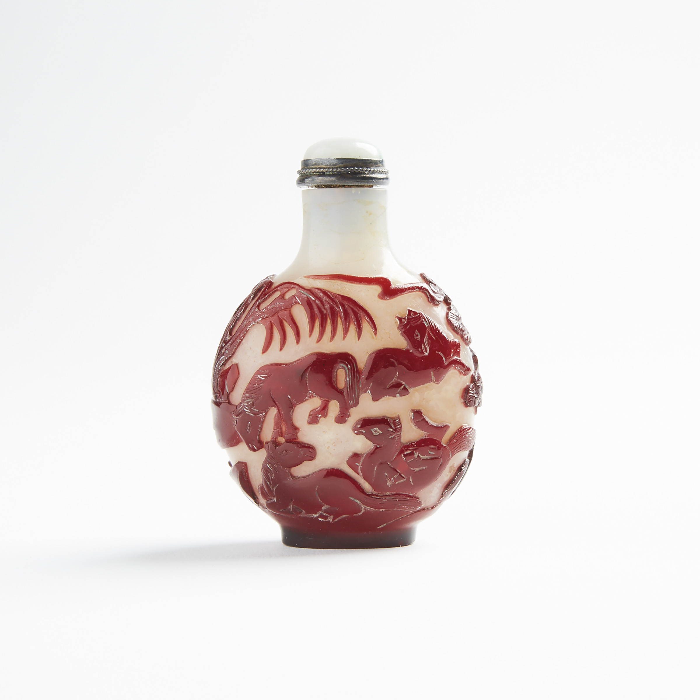 A Red Overlay 'Horses' Glass Snuff Bottle, 19th Century