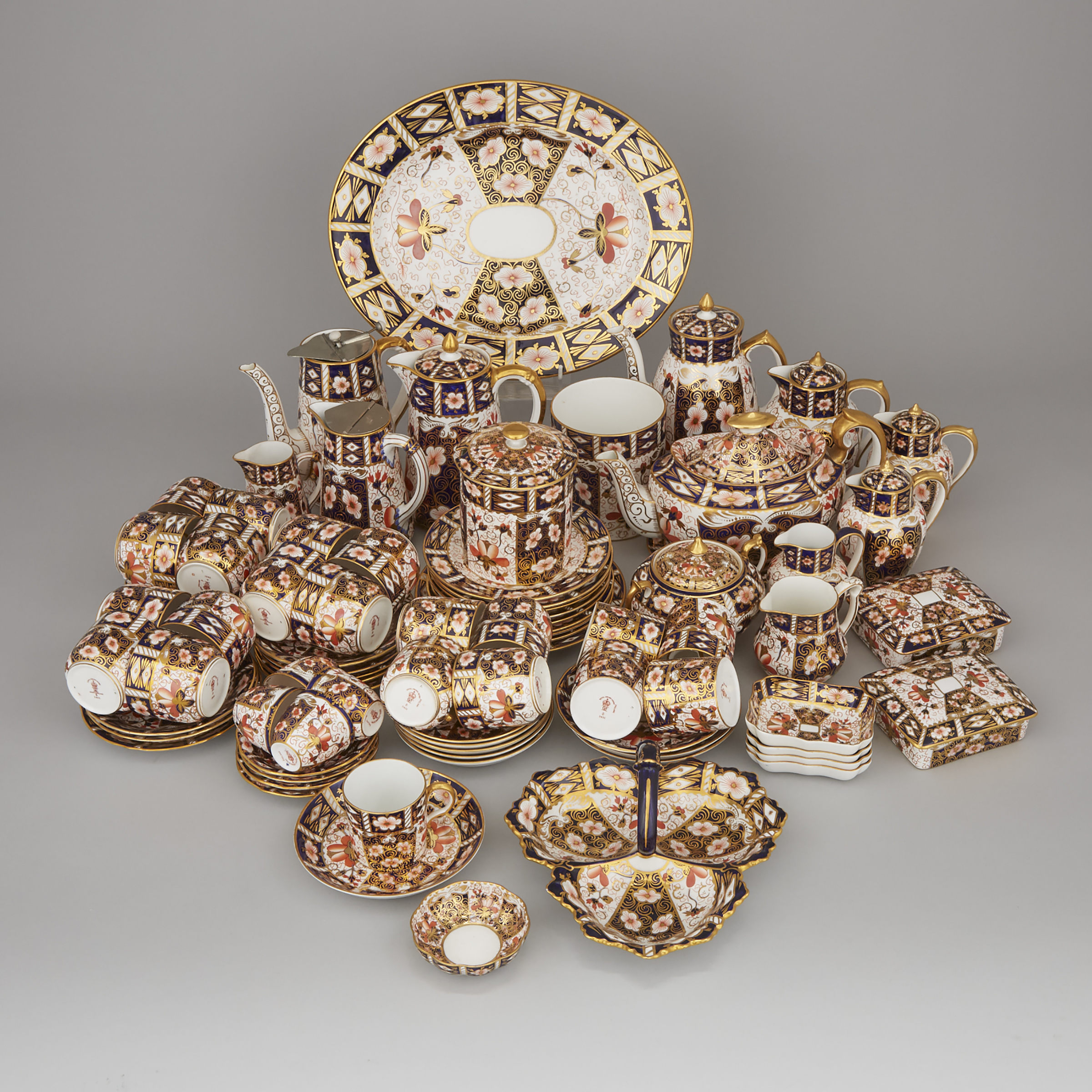 Royal Crown Derby 'Imari' (2451) Pattern Tea and Coffee Service, 20th century