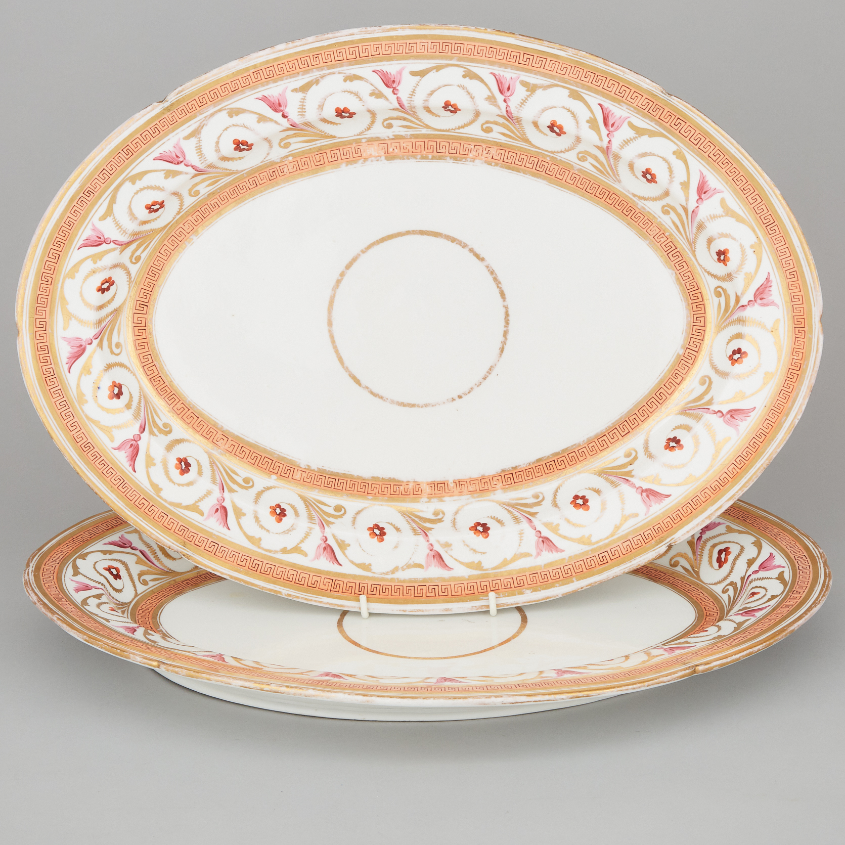 Pair of Coalport Apricot and Gilt Banded Large Oval Platters, early 19th century
