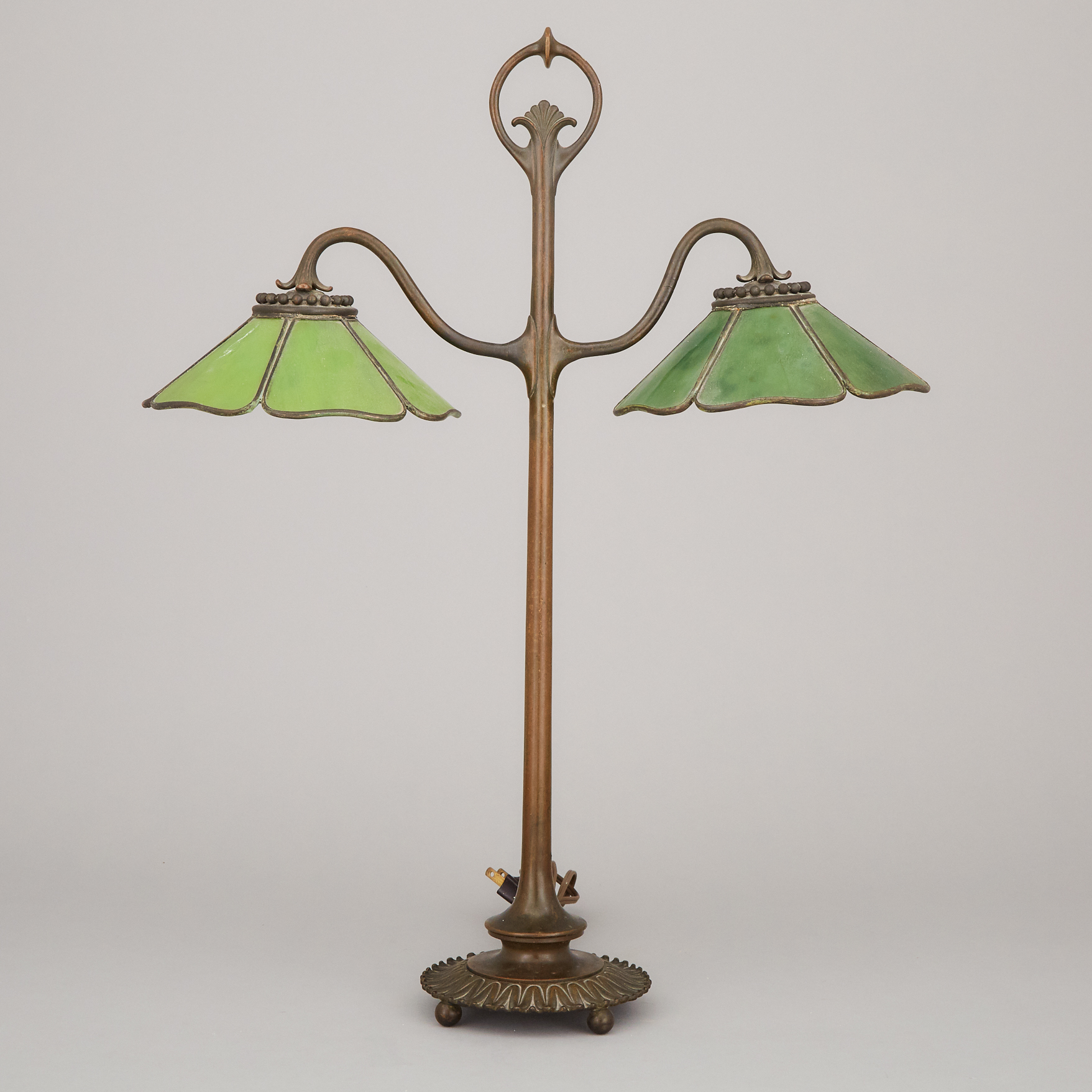 Tiffany Studios Style Bronze Desk Lamp, 20th century