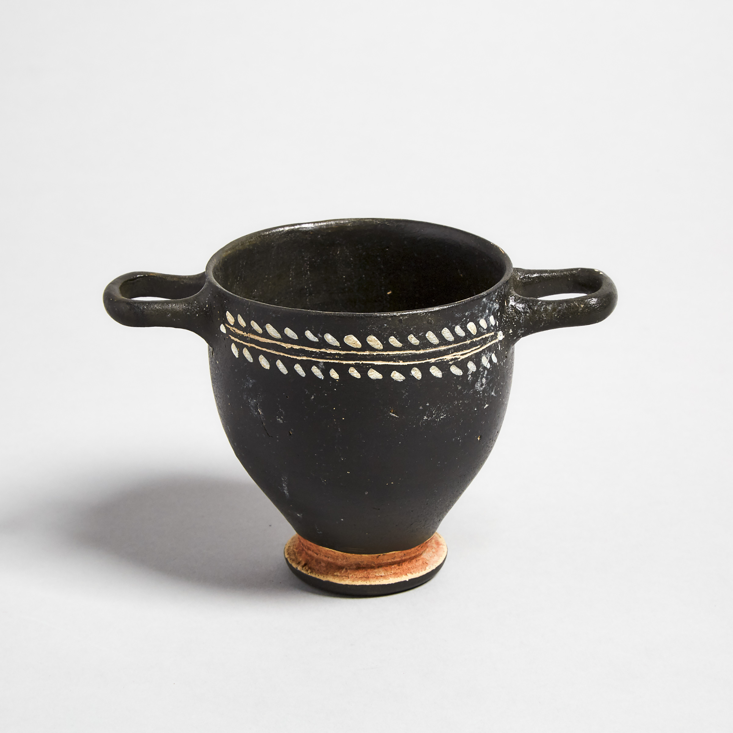 Greek Apulian Gnathian Pottery Skyphos, 4th century B.C.