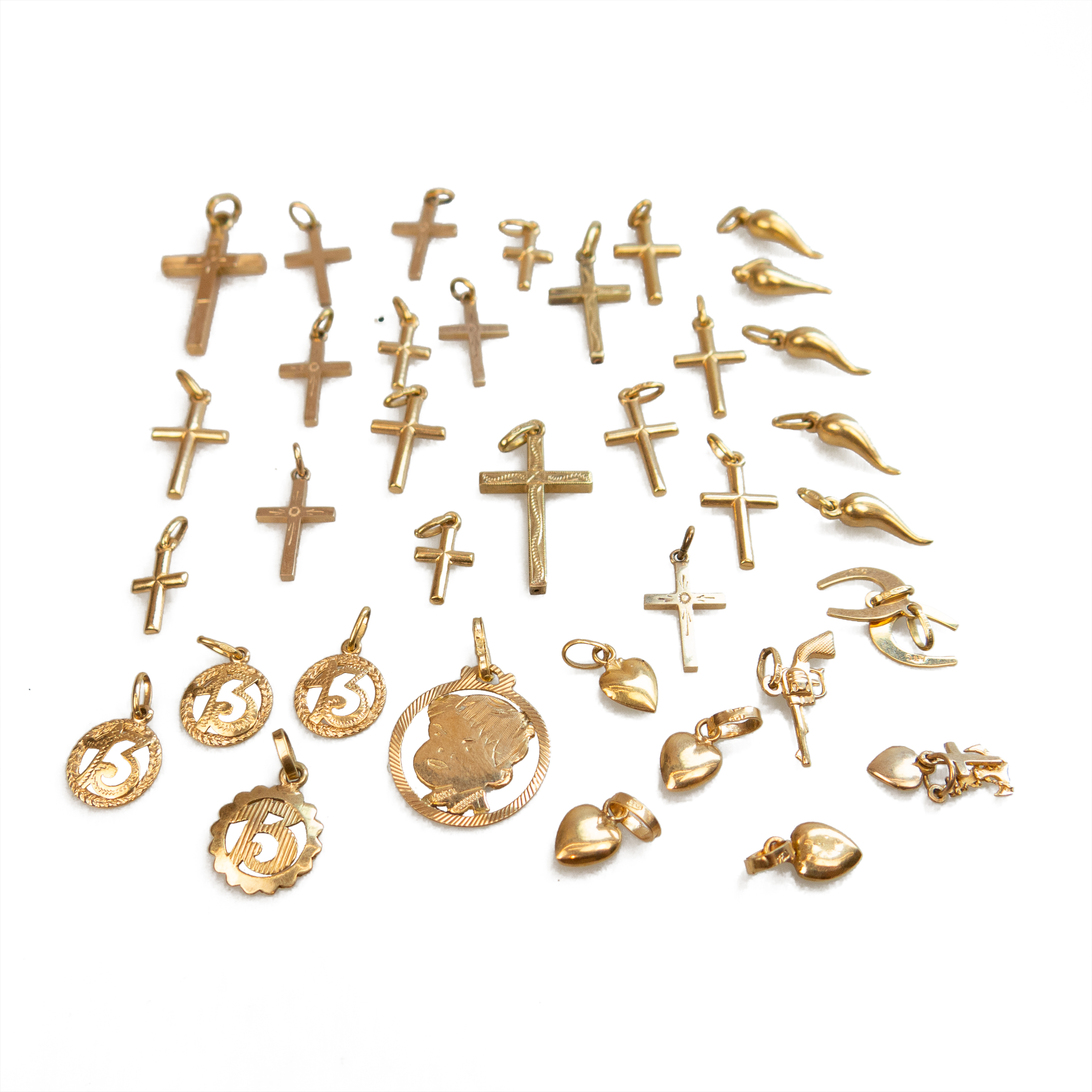 37 x 14k & 18k Yellow Gold Pendants And Charms