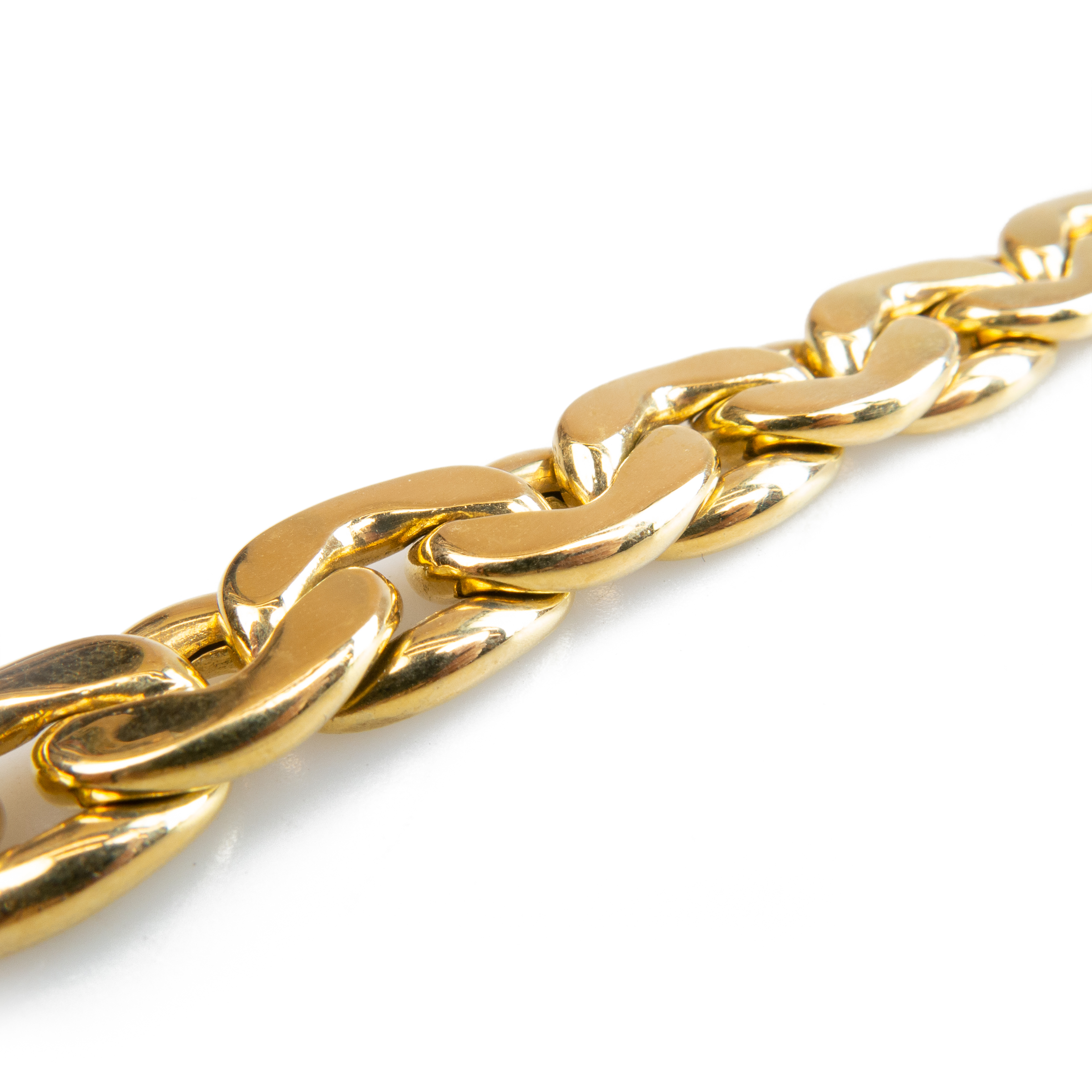 18k Yellow Gold Hollow Link Bracelet