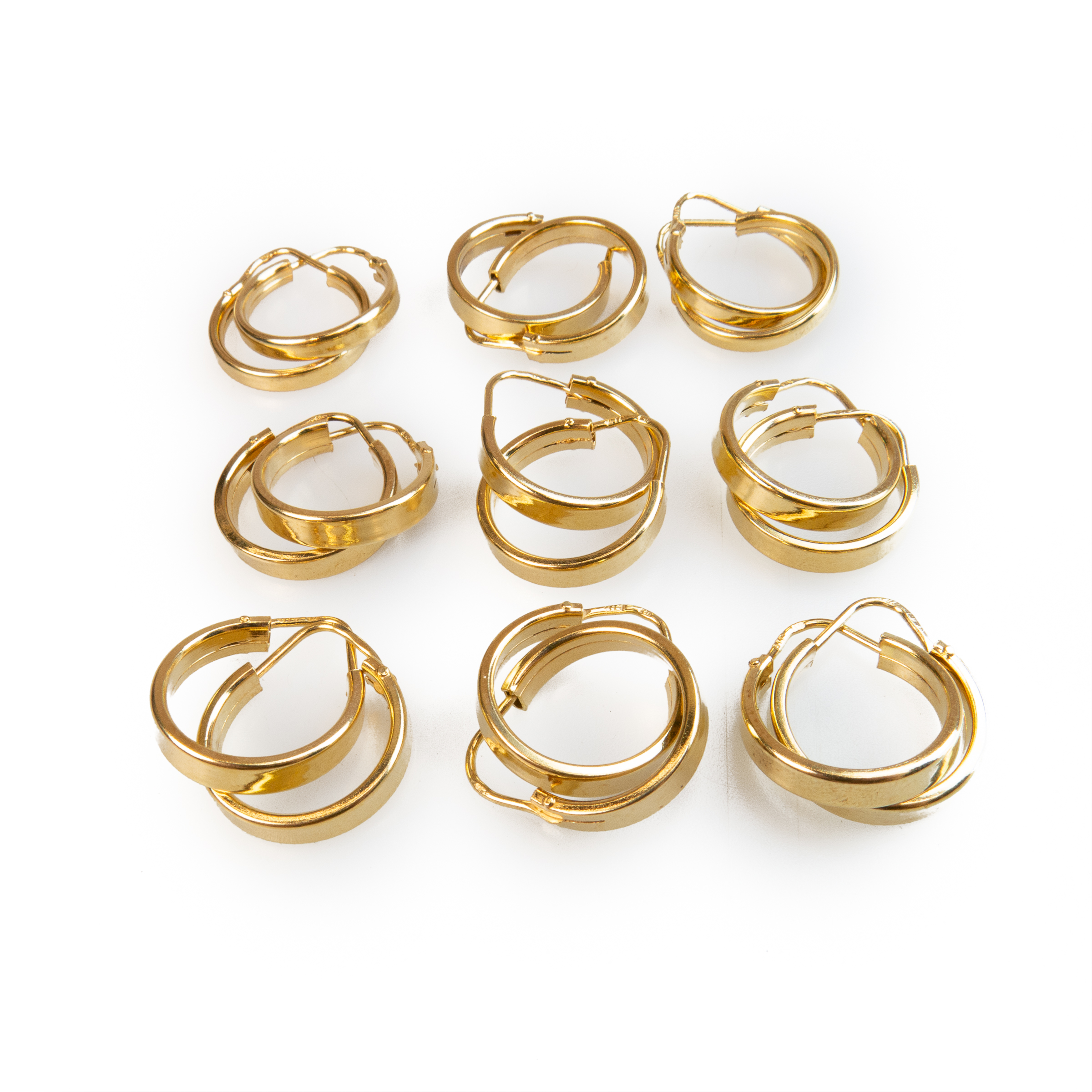 9 x Pairs Of 18k Yellow Gold Hoop Earrings