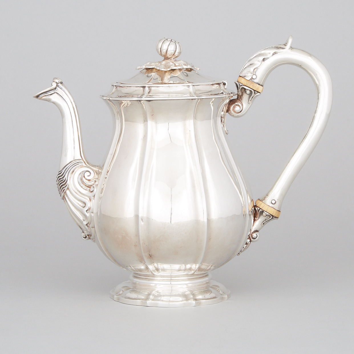 George IV Scottish Silver Coffee Pot, George McHattie, Edinburgh, 1824