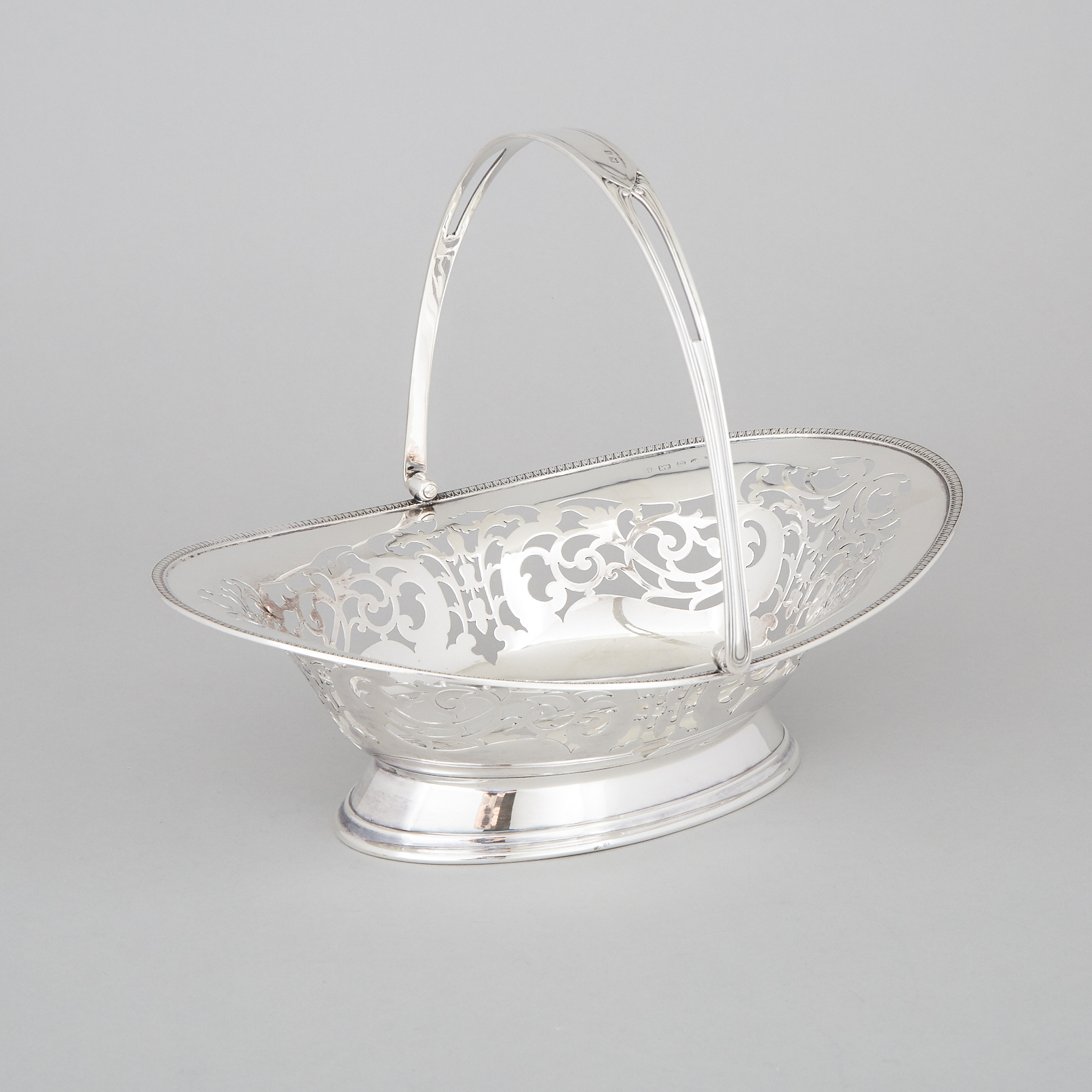 English Silver Pierced Oval Cake Basket, William Suckling Ltd., Birmingham, 1925