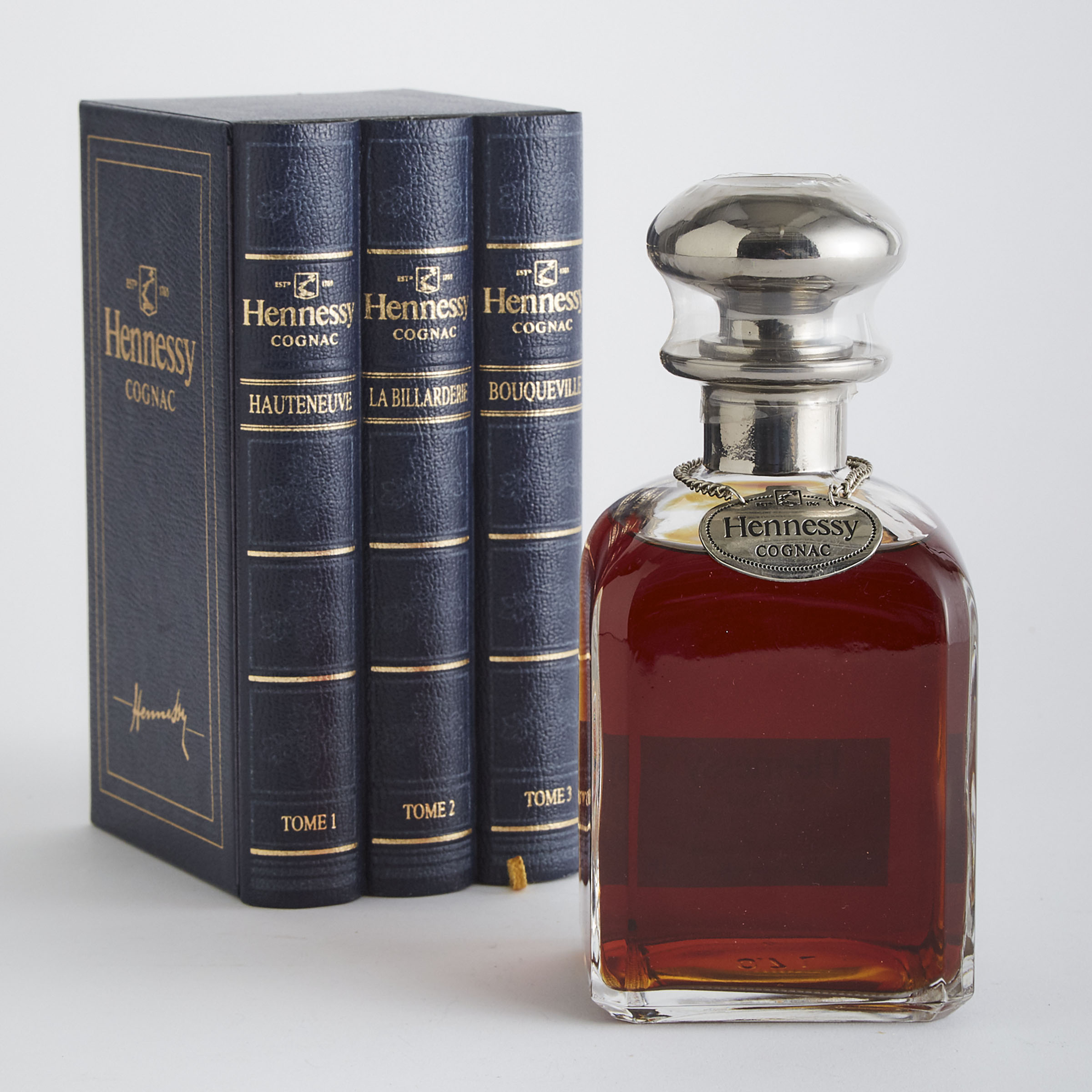 HENNESSY OLD COGNAC (ONE 700 ML)