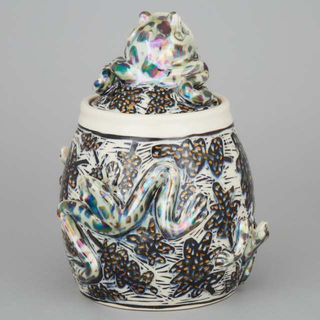 Ray Mackie and Debra Kuzyk (Canadian, b.1949 and 1958), Iridescent Covered Frog Jar, 1996