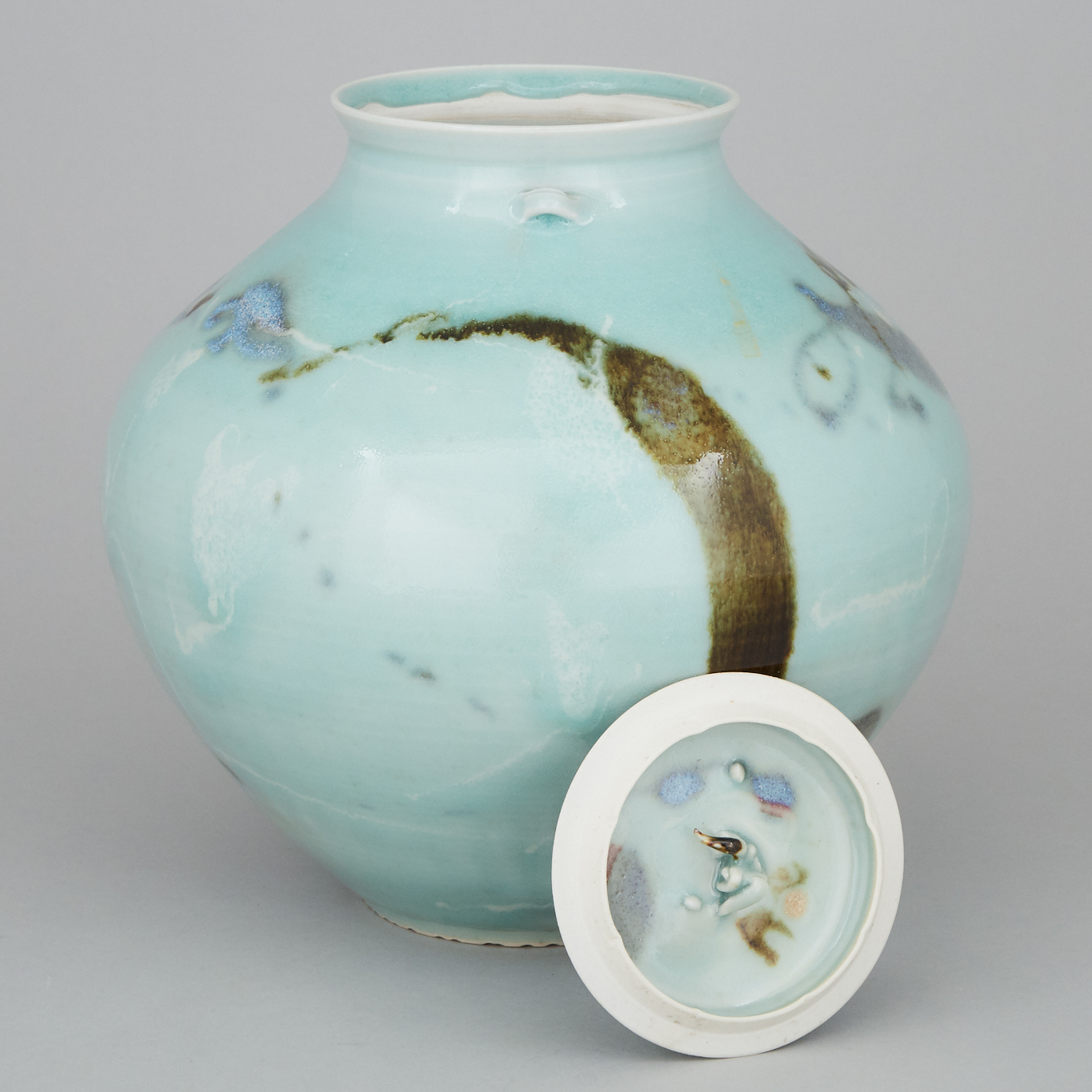 Kayo O'Young (Canadian, b.1950), Large Celadon Glaze Ginger Jar, 1994