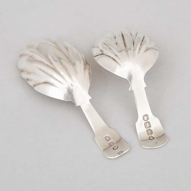 Two Georgian Silver Bud Shaped Caddy Spoons, Josiah Snatt and another, London, 1807/21