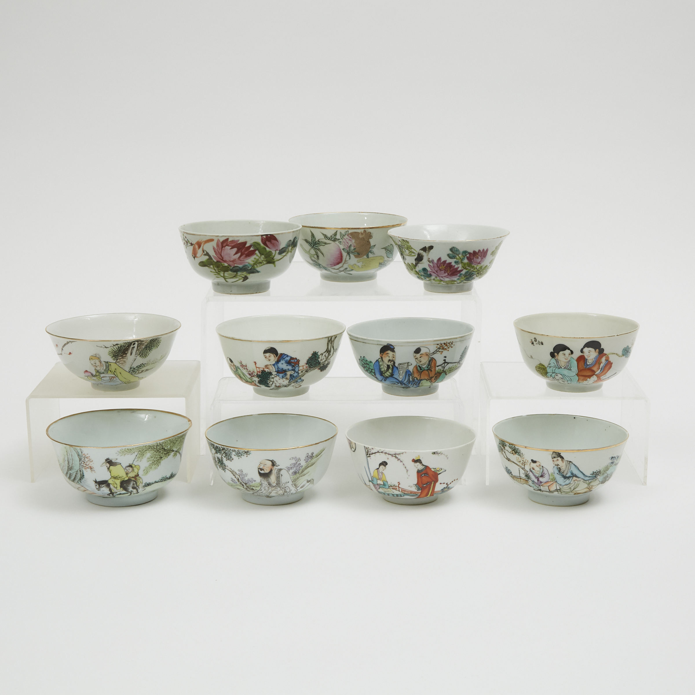 A Group of Eleven Porcelain Bowls, Republican Period