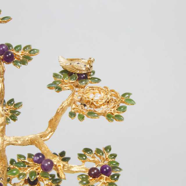 Igor Carl Fabergé Silver-Gilt and Yellow Gold 'Dove in the Amethyst Tree', for the Franklin Mint, 1979