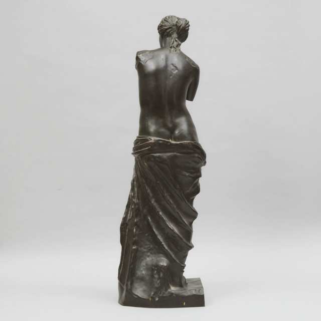Large Patinated Bronze Model of the Venus de Milo, early 20th century