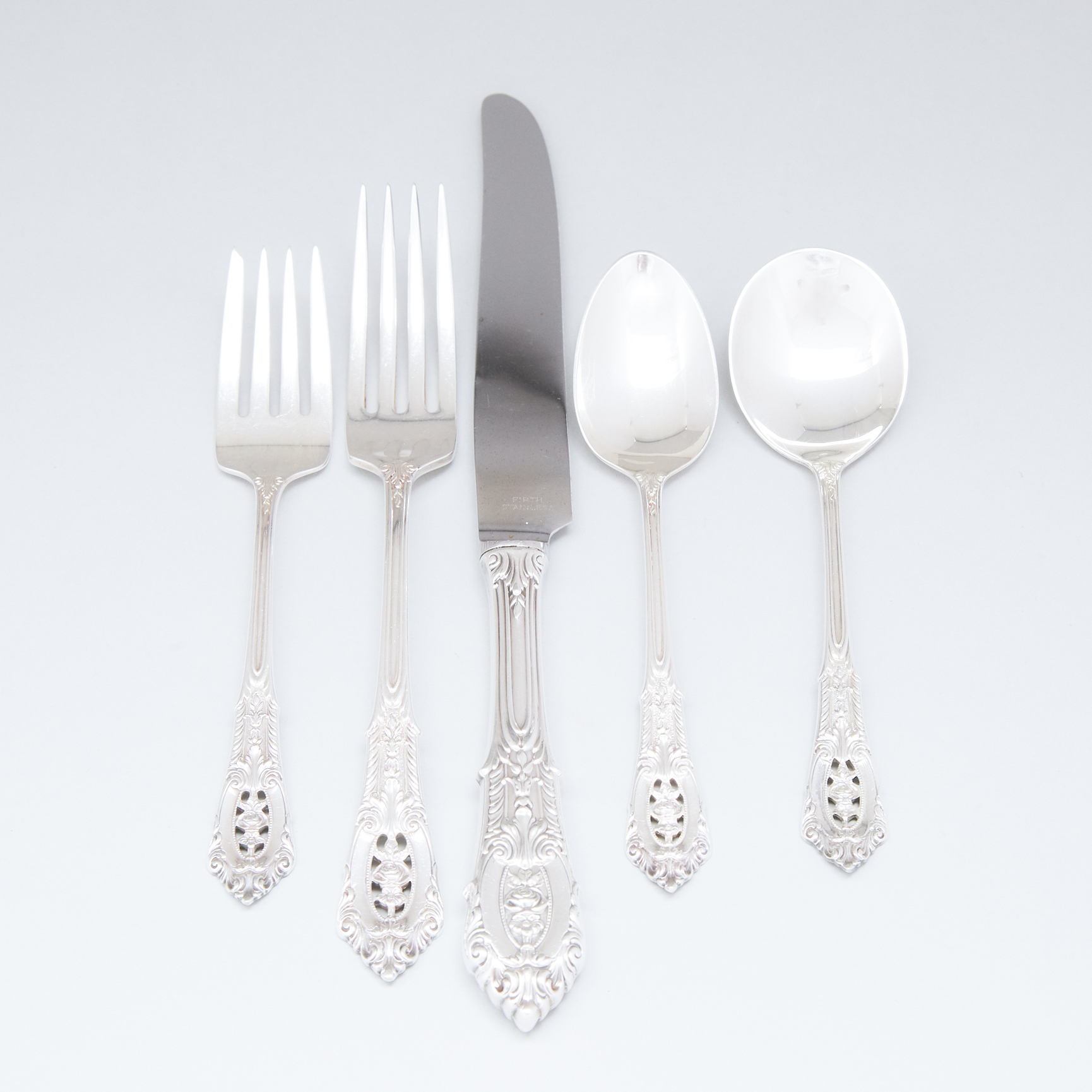 American Silver 'Rosepoint' Pattern Flatware Service, Wallace Silversmiths, Wallingford, Ct., 20th century