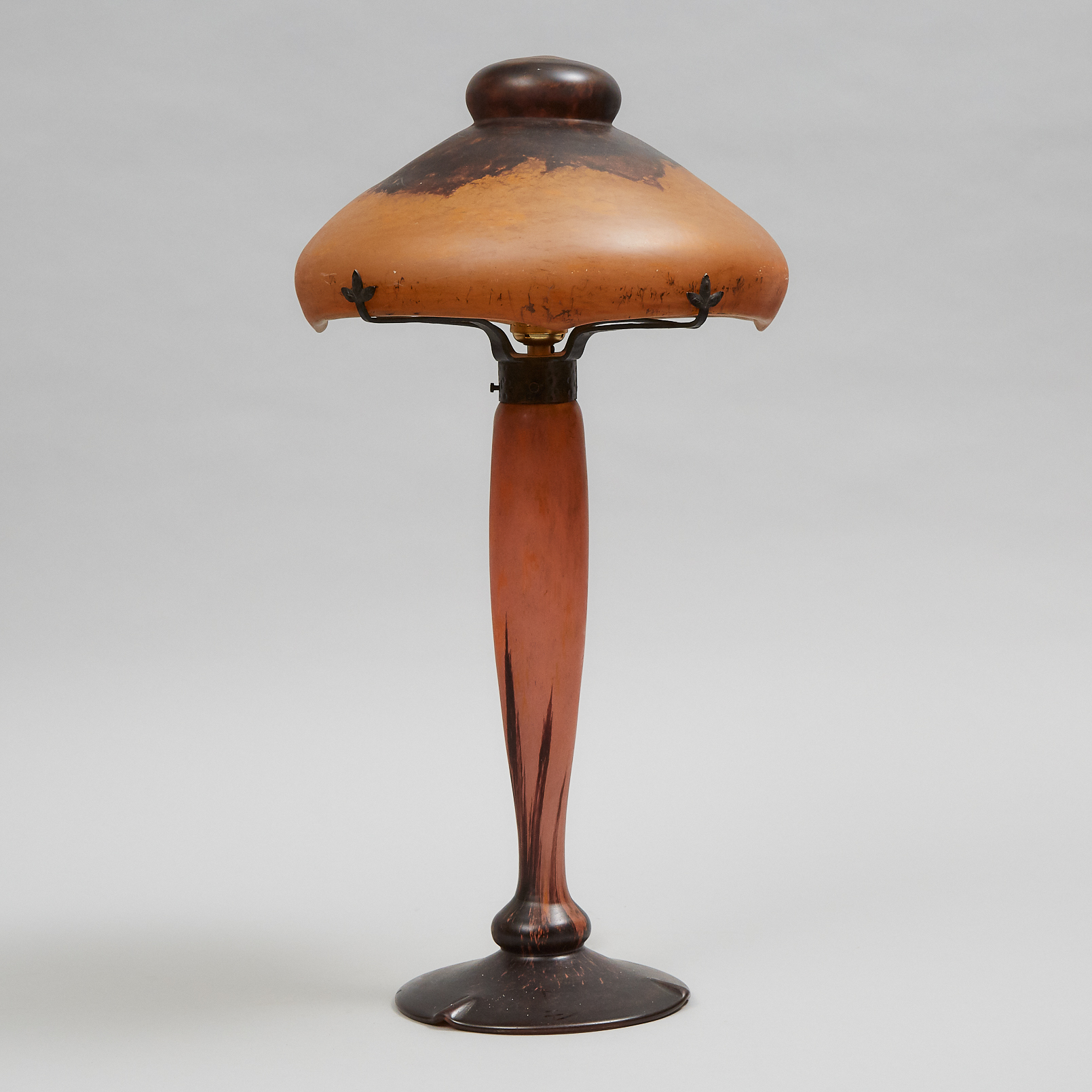 Daum Mottled Glass Table Lamp, c.1910