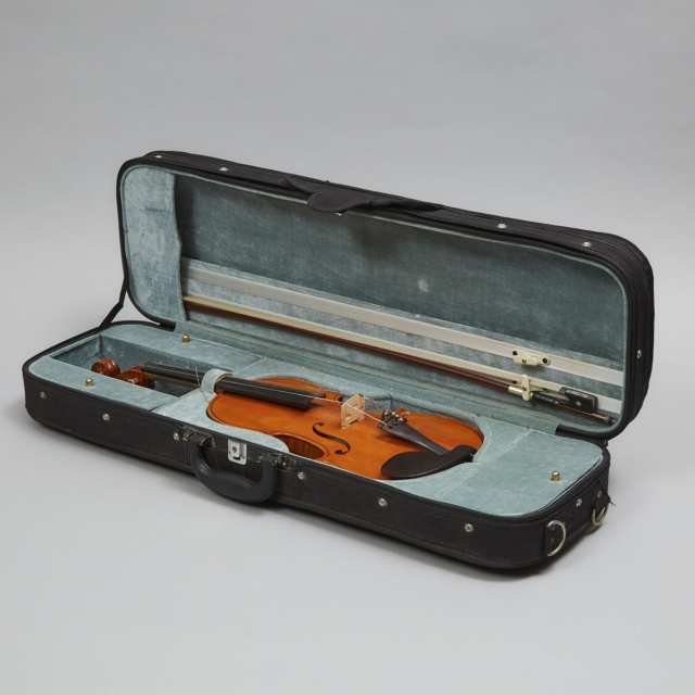 Contemporary Continental Violin, mid 20th century