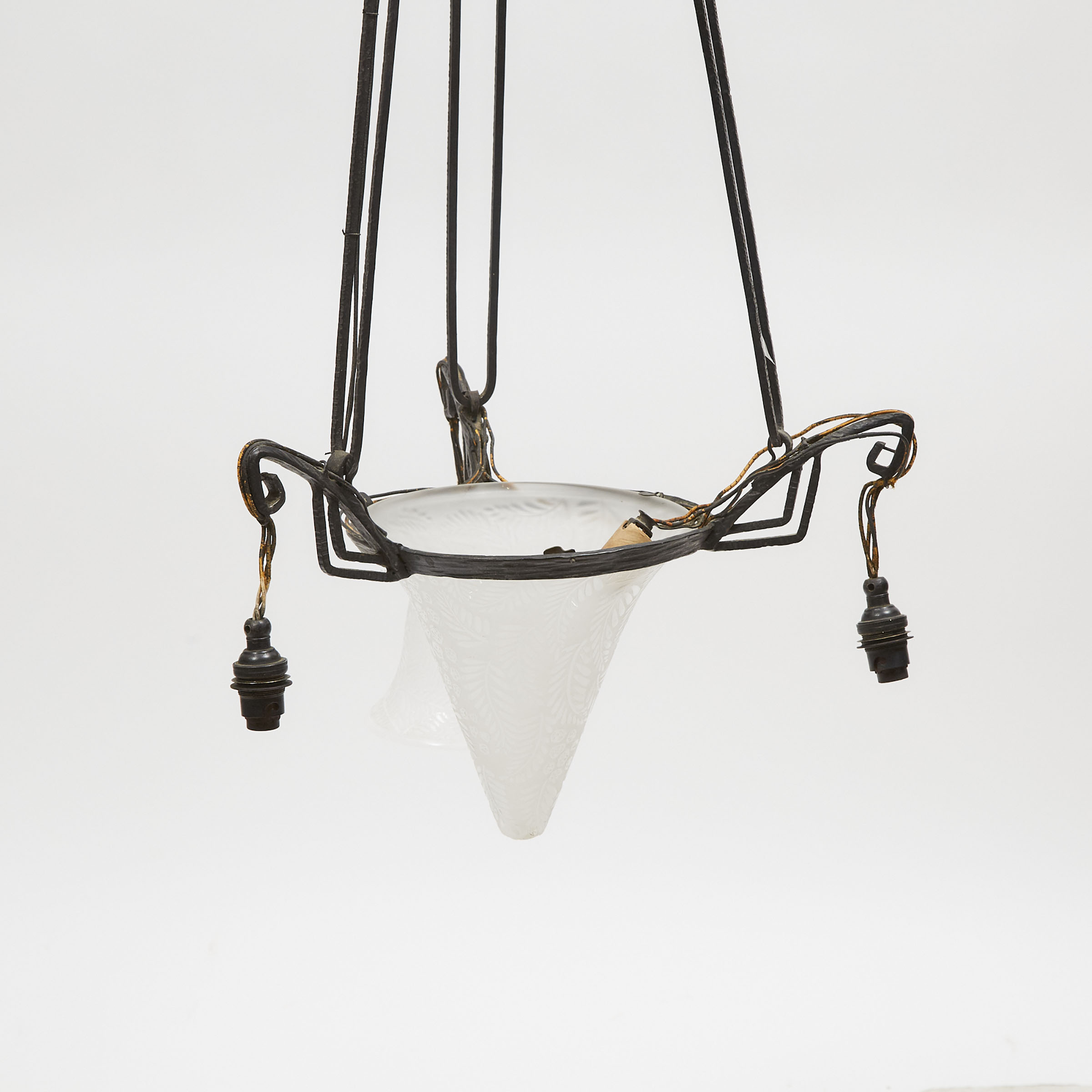 Müller Fréres, Lunéville, French Art Deco Wrought Iron and Etched Glass Chandelier, early 20th century