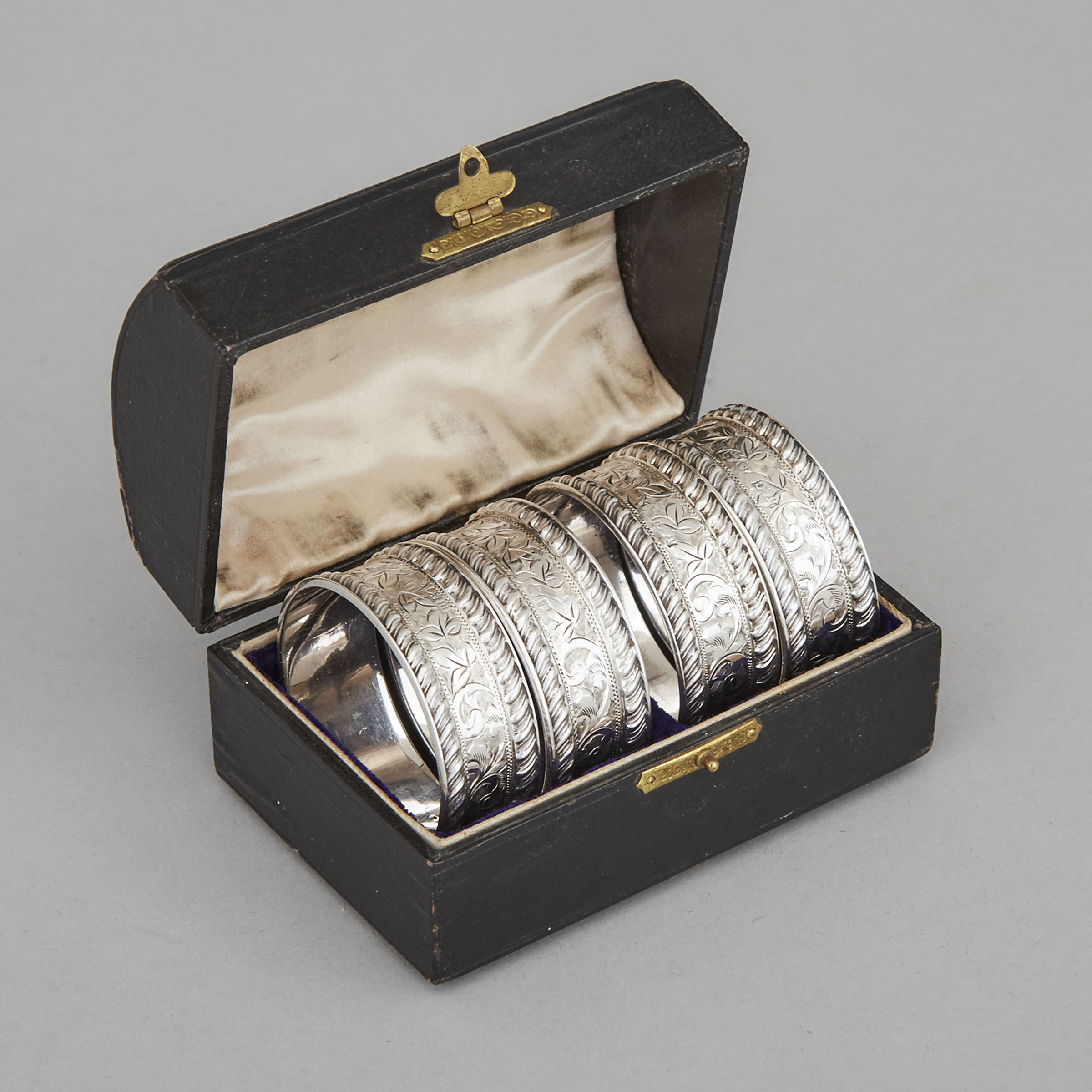 Set of Four English Silver Napkin Rings, Jones & Crompton, Birmingham, 1911
