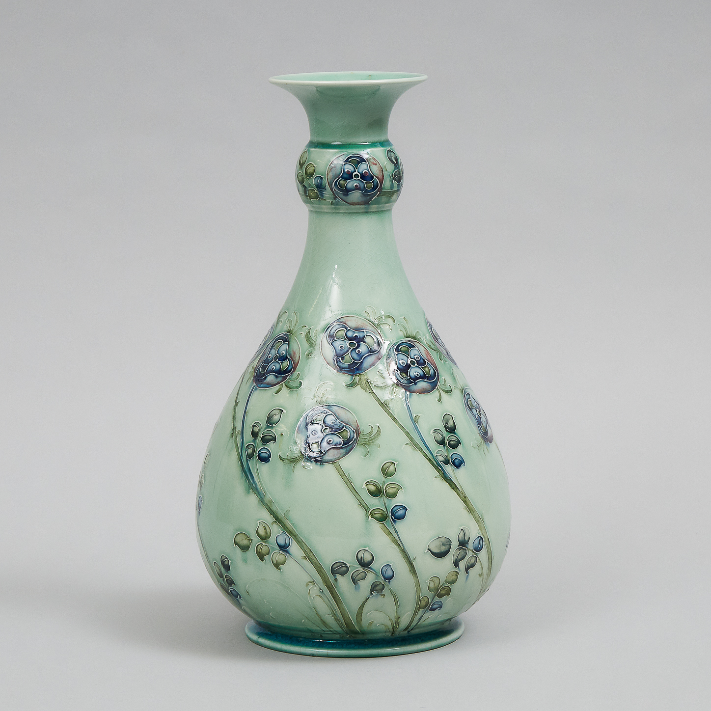Macintyre Moorcroft Tudor Rose Vase, c.1905