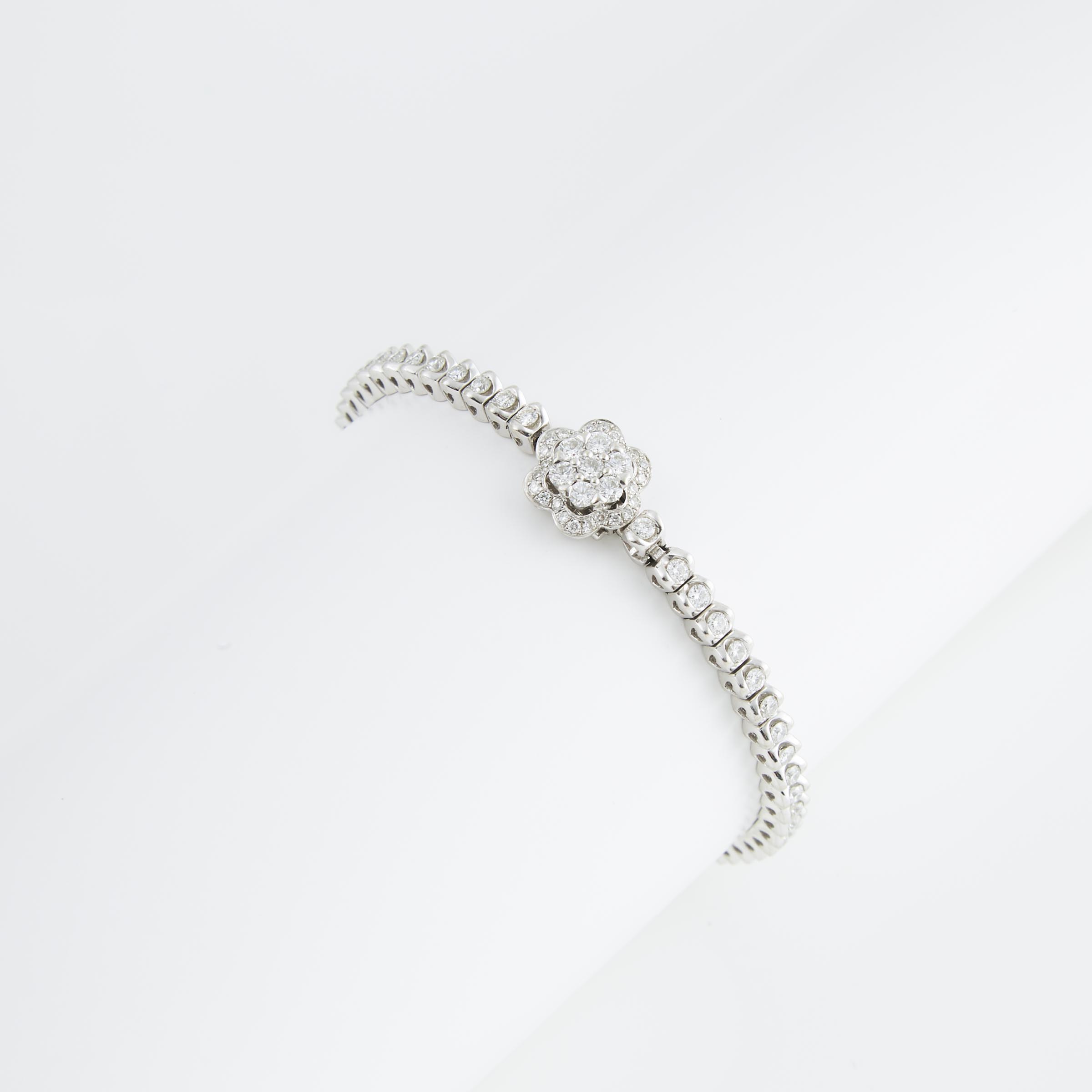 Amoro 14k White Gold Straightline Bracelet