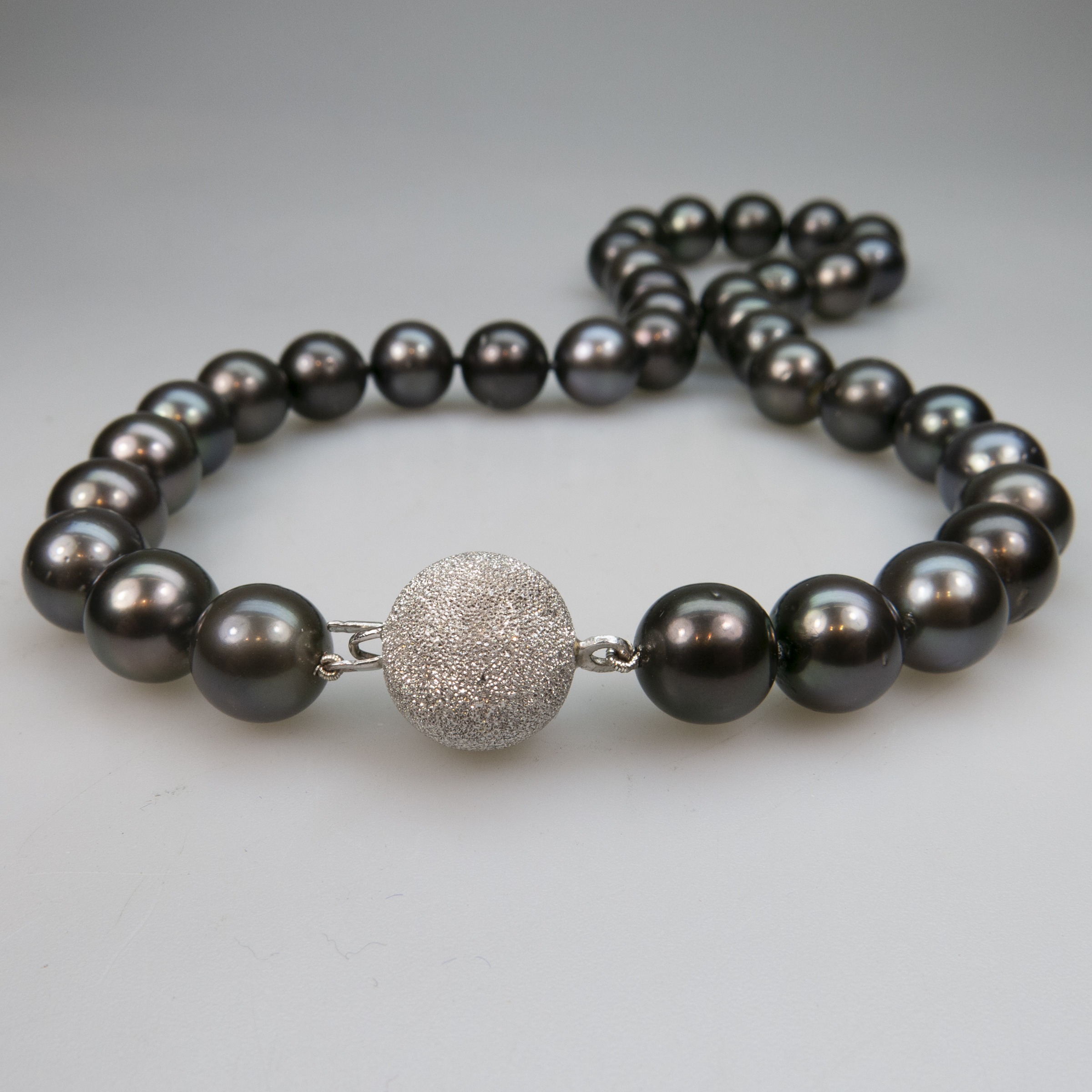 Single Strand Black Pearl Necklace