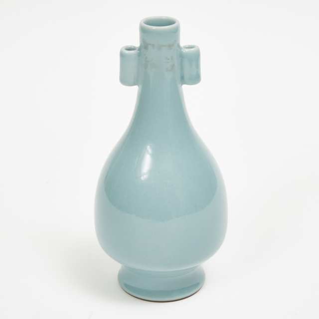 A Claire-de-Lune Vase, Yongzheng Mark