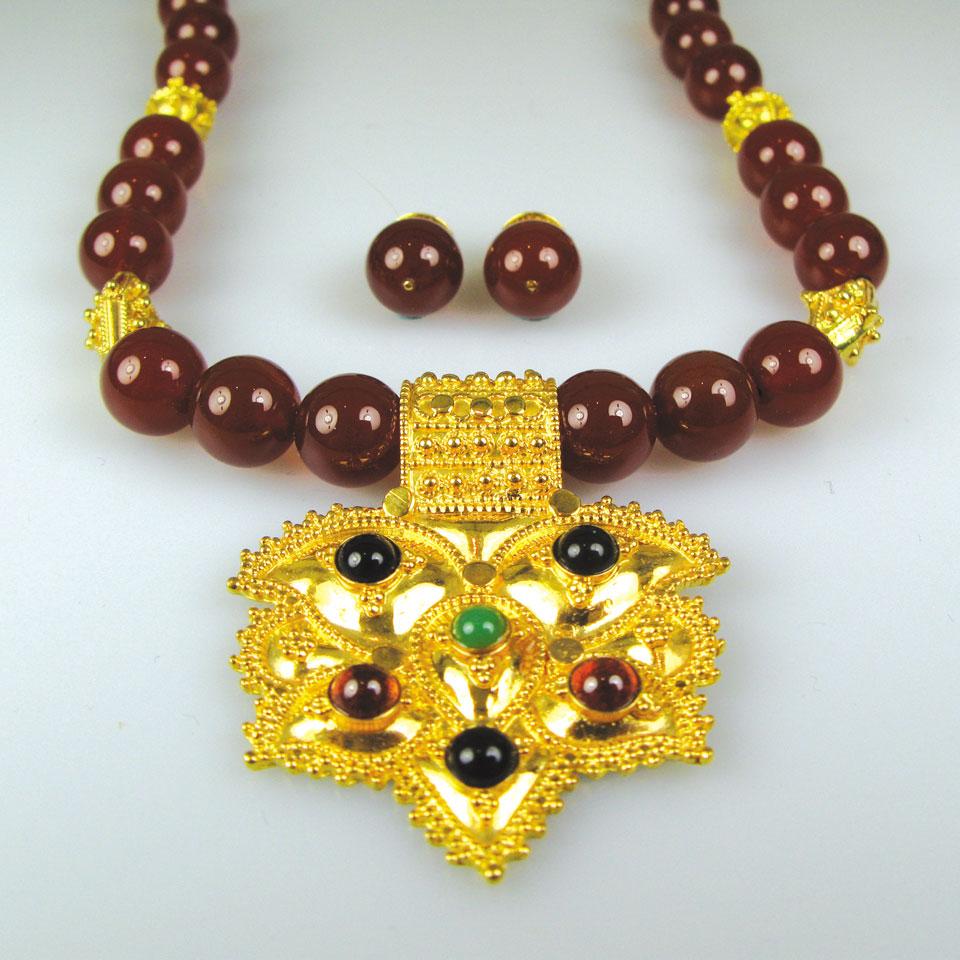 Eastern 22k yellow gold & carnelian bead necklace with pendant and similar earrings