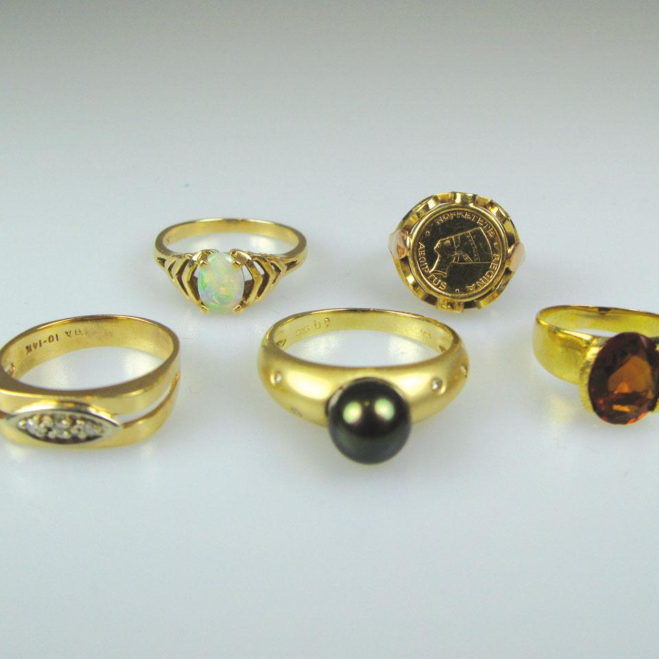 2 x 10k, 2 x 14k and 1 x 18k yellow gold rings