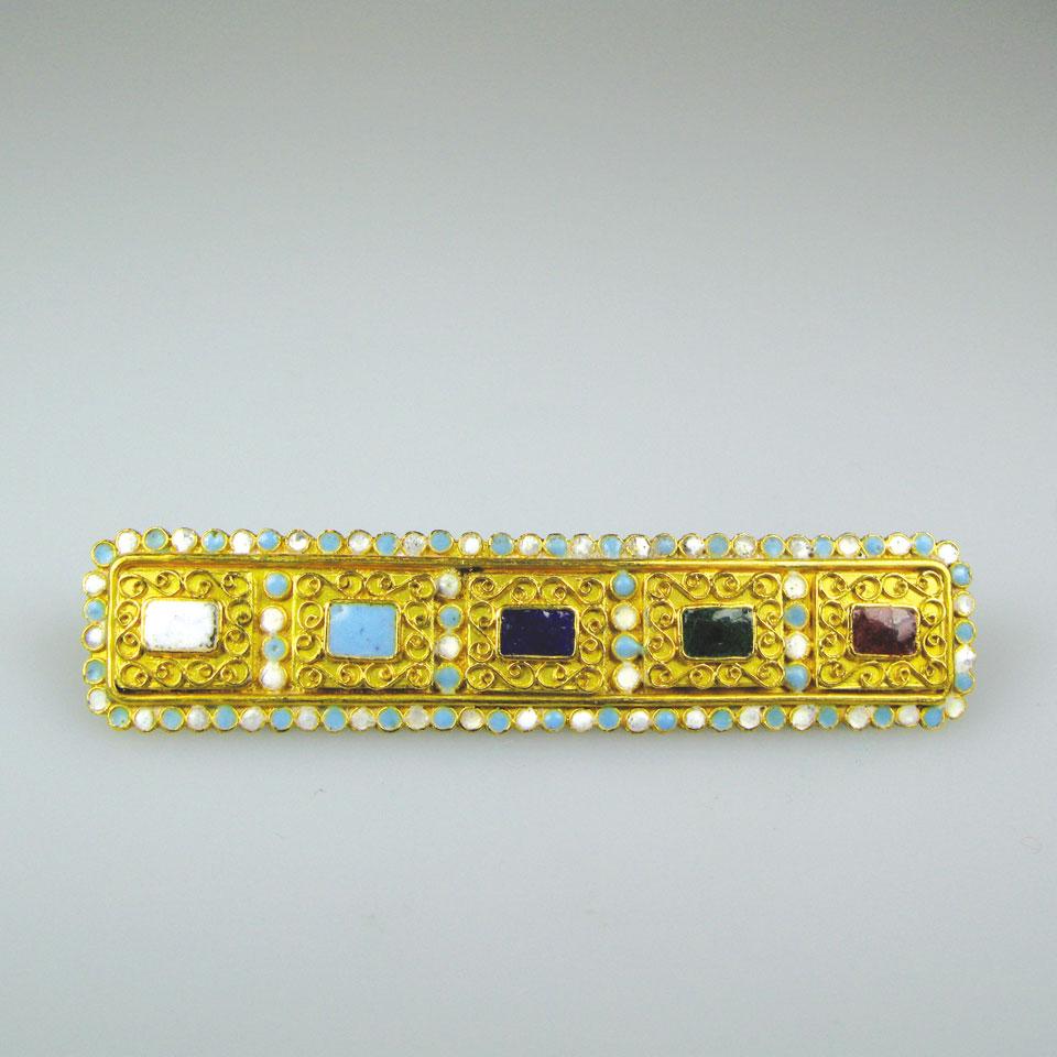 22k yellow gold brooch decorated with enamel
