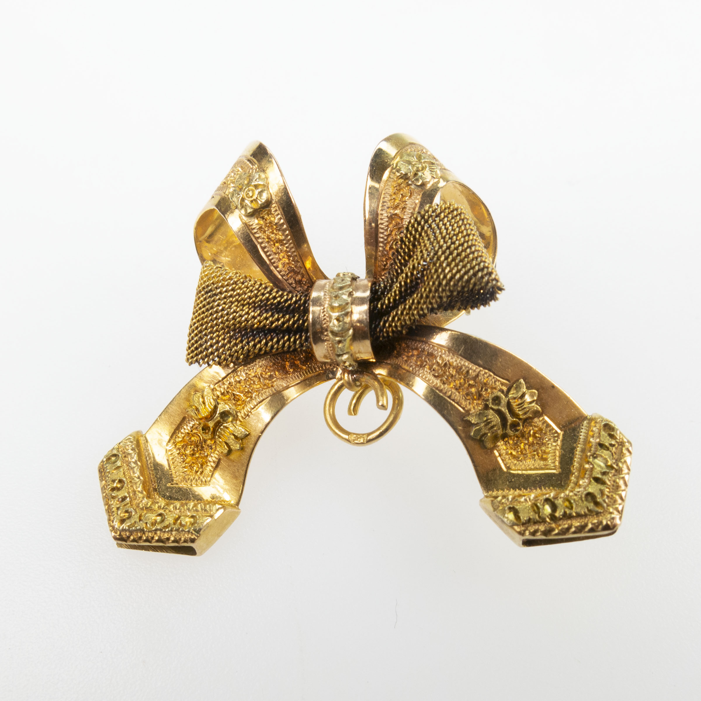 14k Yellow Gold Bow Brooch