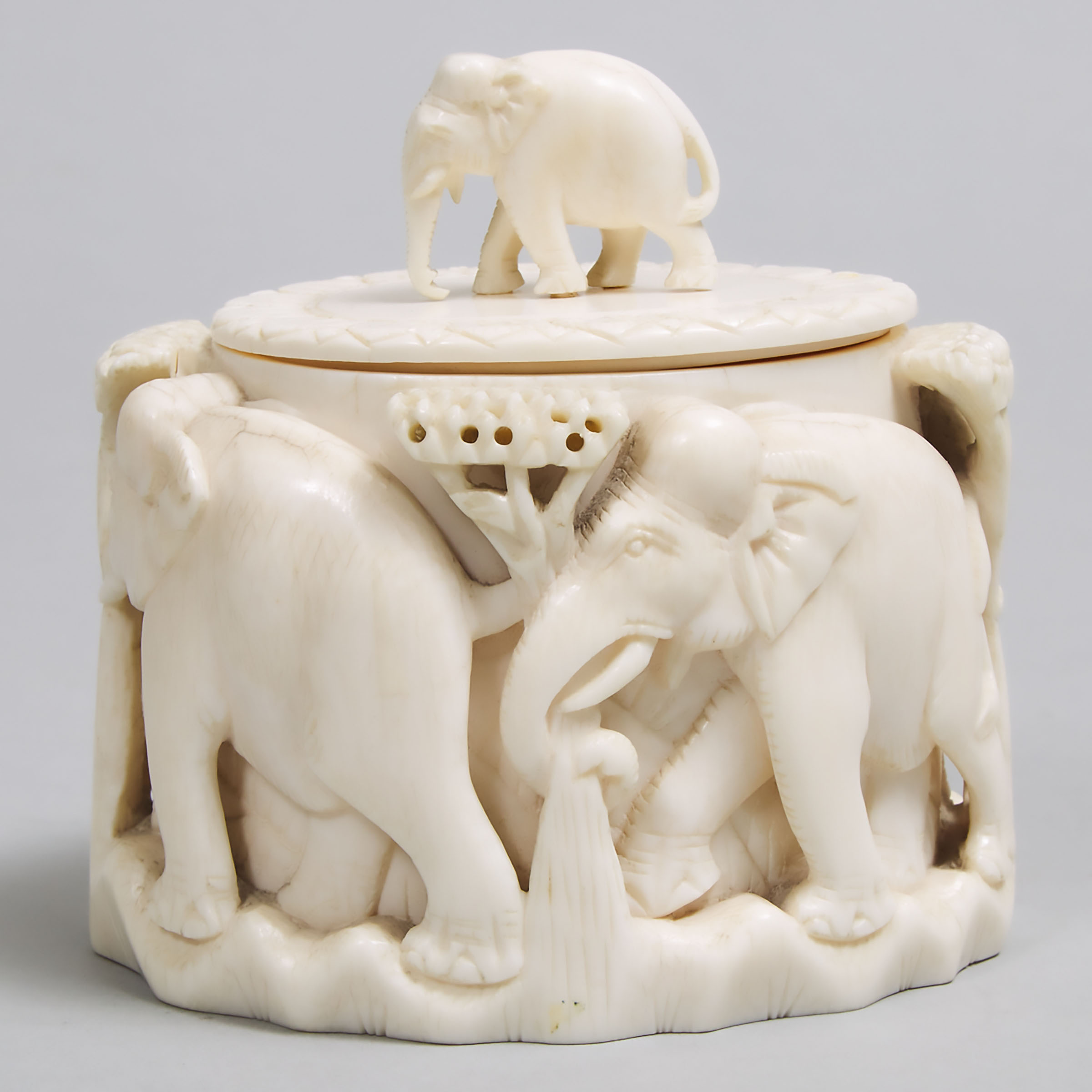 Indian Carved Ivory Elephant Parade Dresser Box, early-mid 20th century