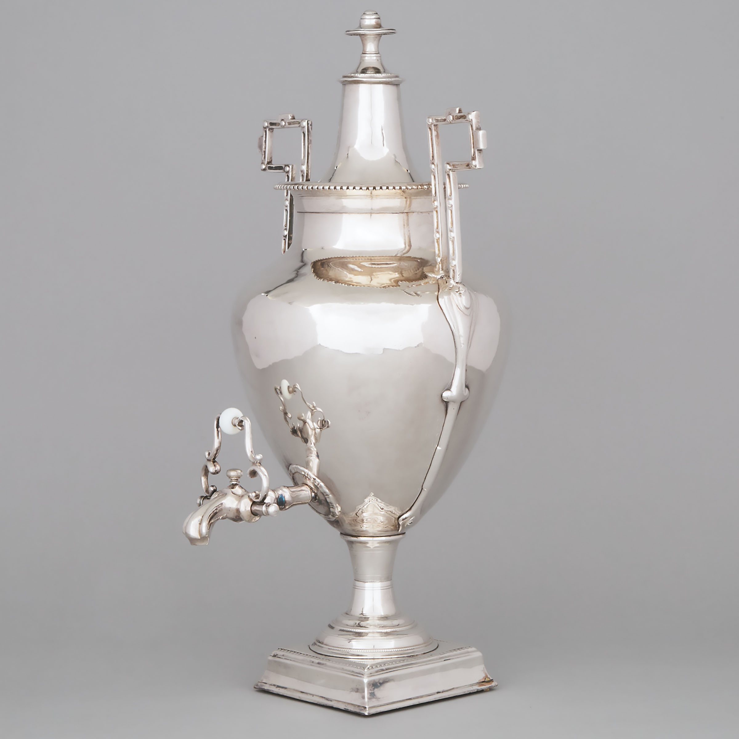 Victorian Silver Plated Tea Urn, late 19th century