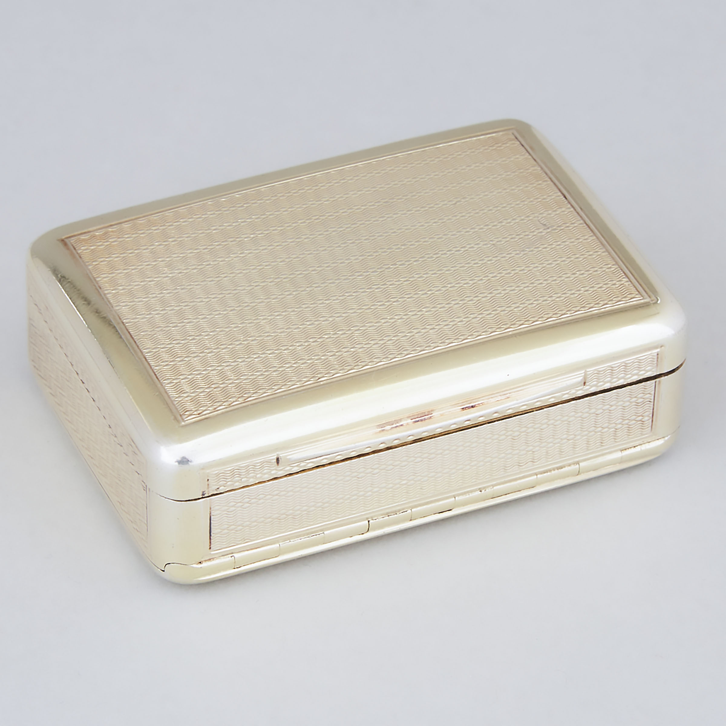 George III Silver-Gilt Two-Compartment Rectangular Snuff Box, Thomas Phipps & Edward Robinson, London, 1810
